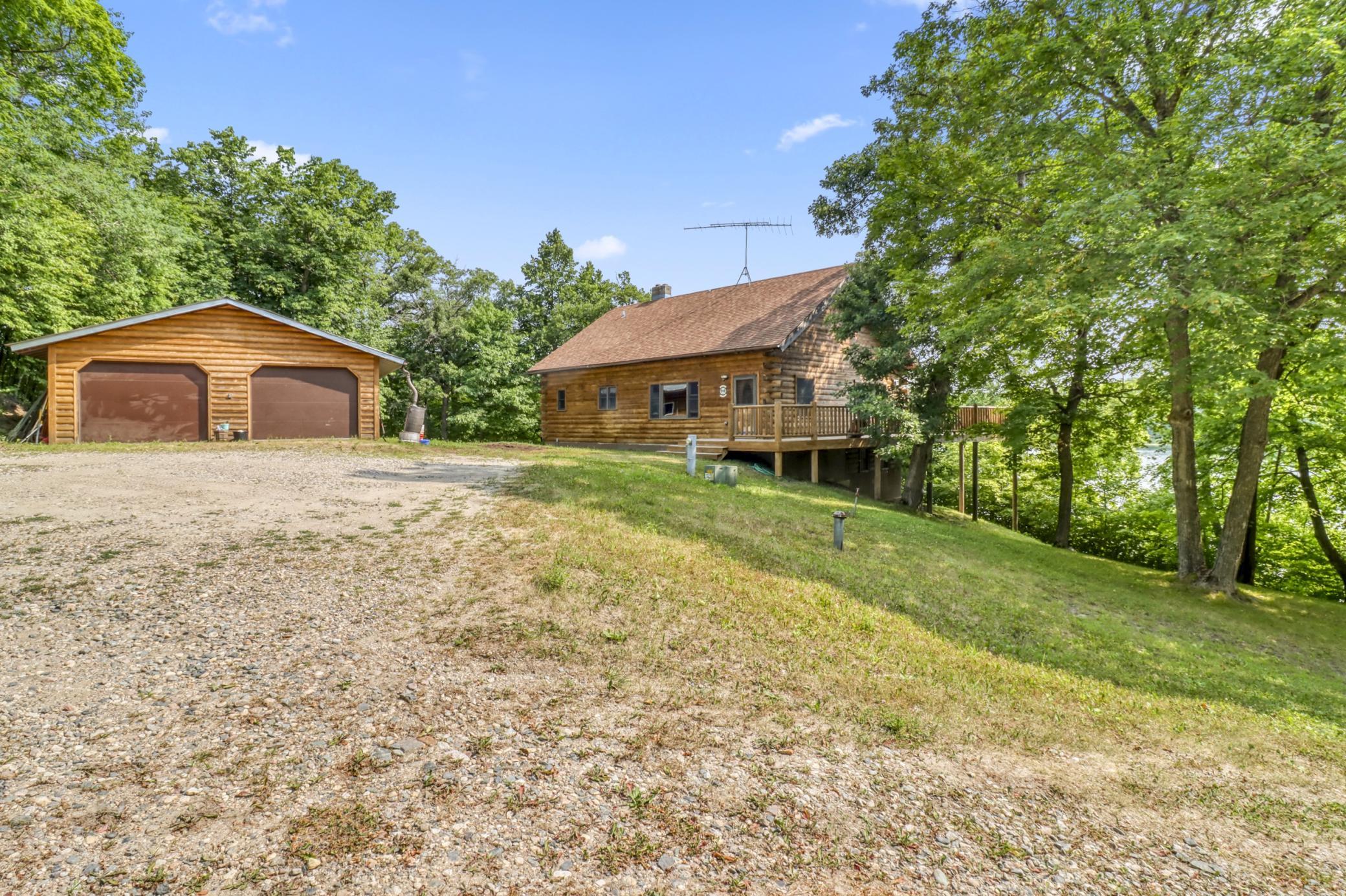 6804493