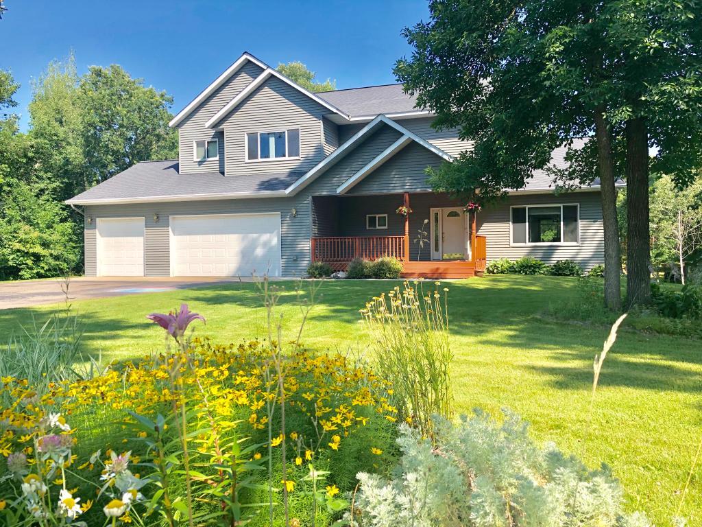 Residential 5274935