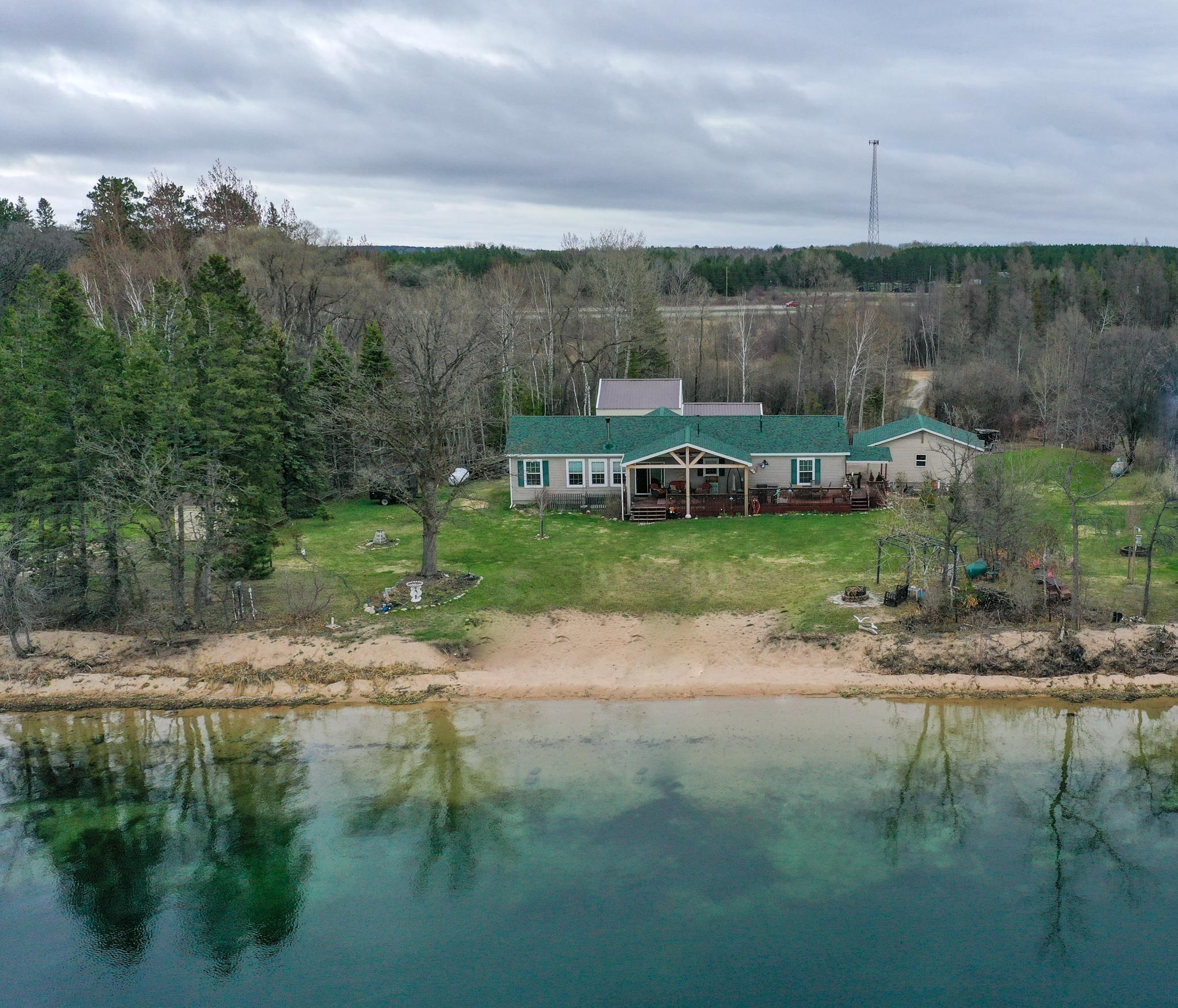 Lakehome 6191963