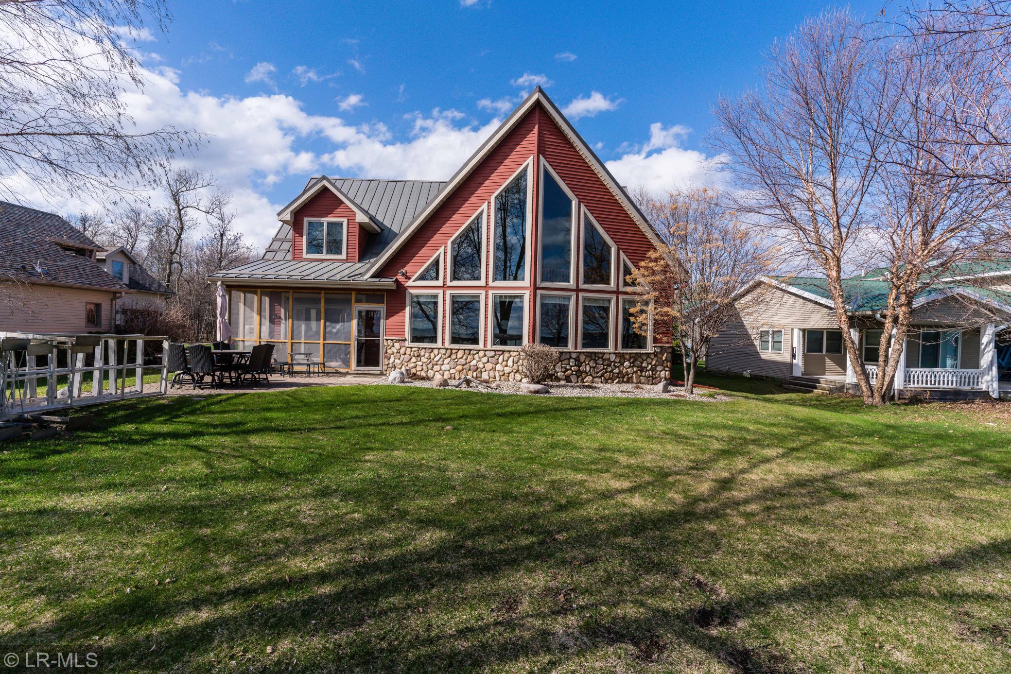 Lakehome 6192688