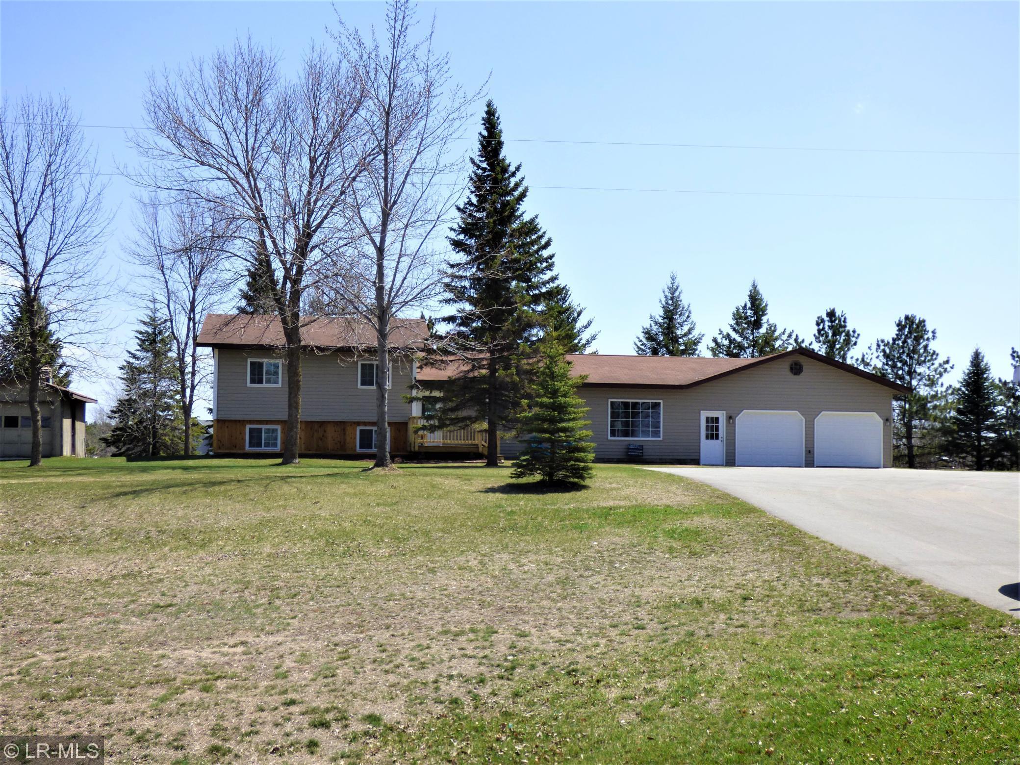 Lakehome 6192837