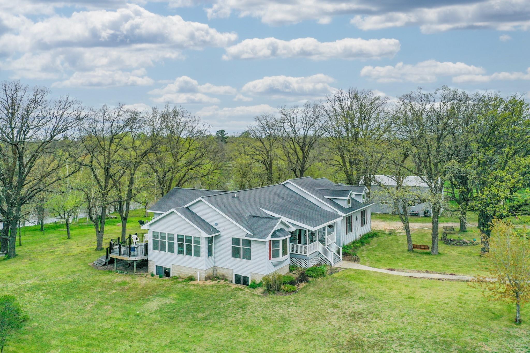 Lakehome 6198495
