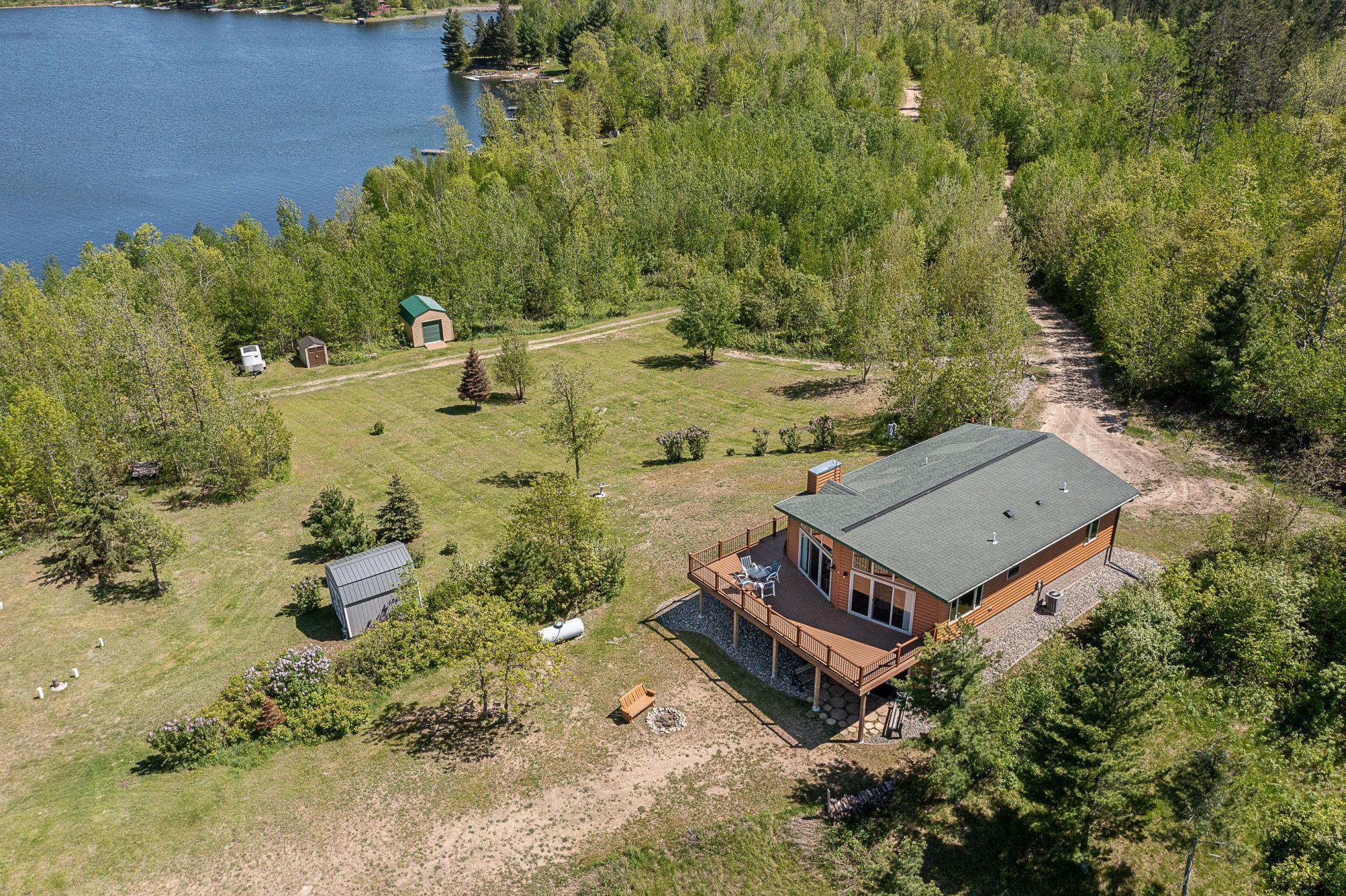 Lakehome 6215423