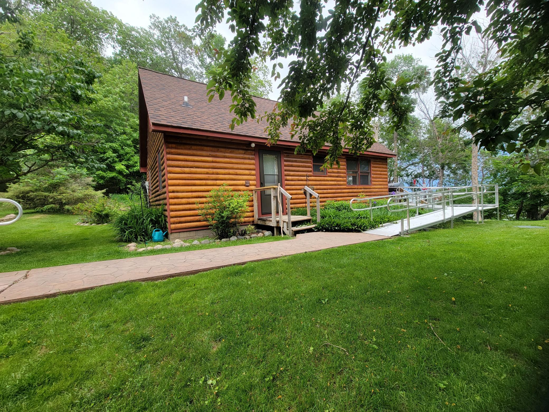 Lakehome 6224696