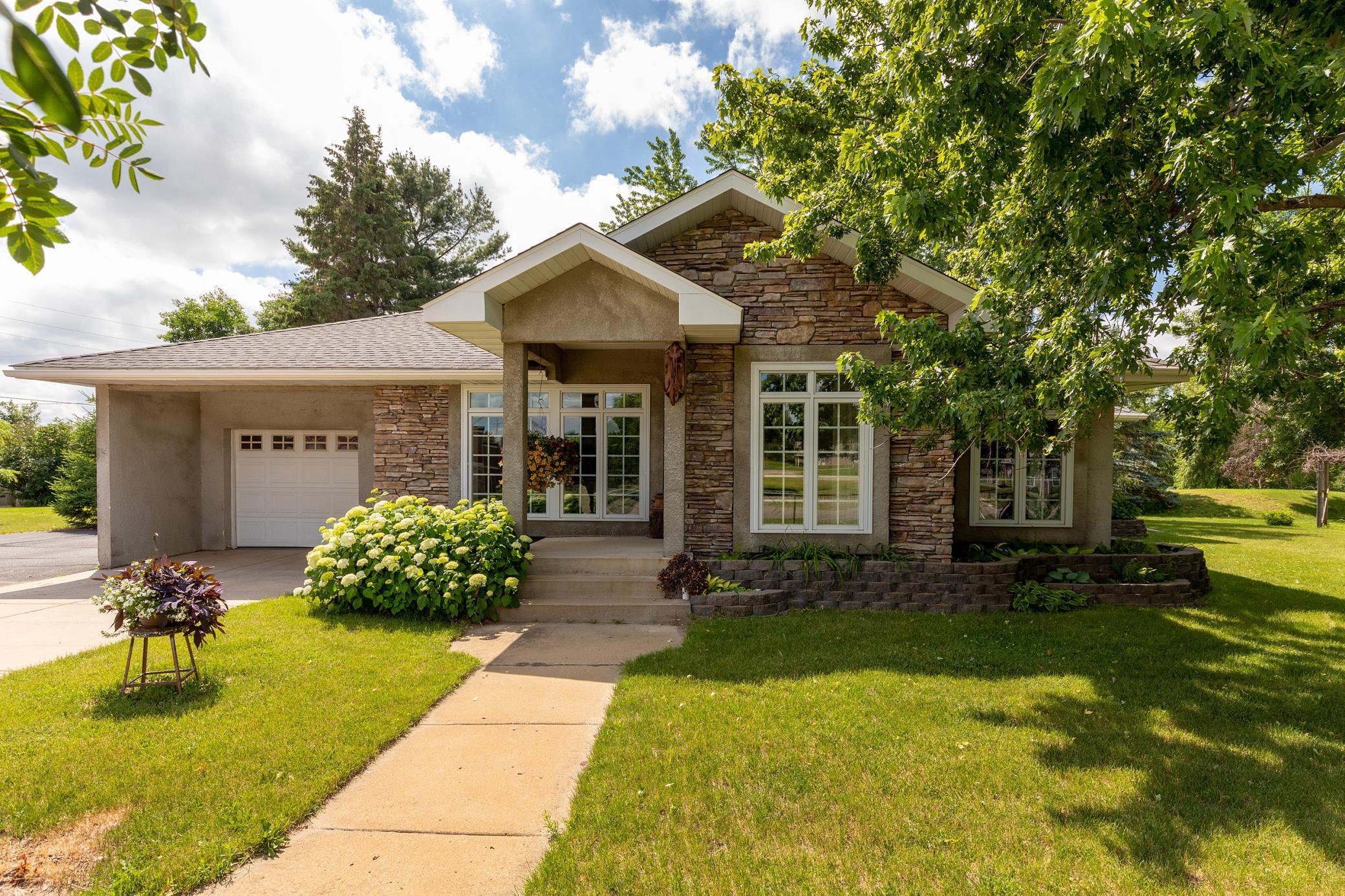 Residential 6232319