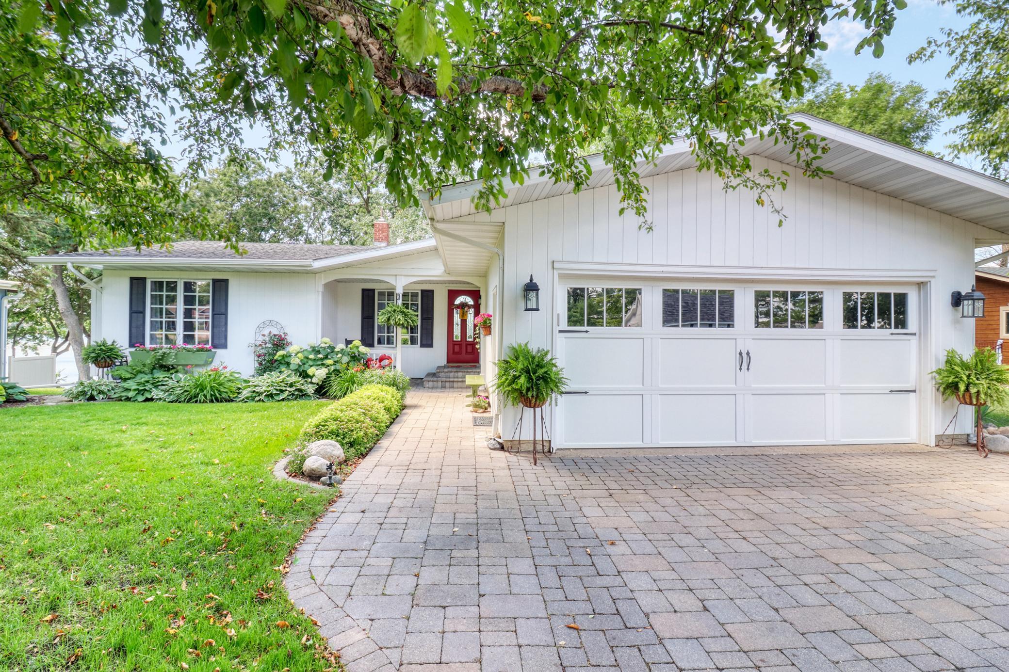 Lakehome 6236066