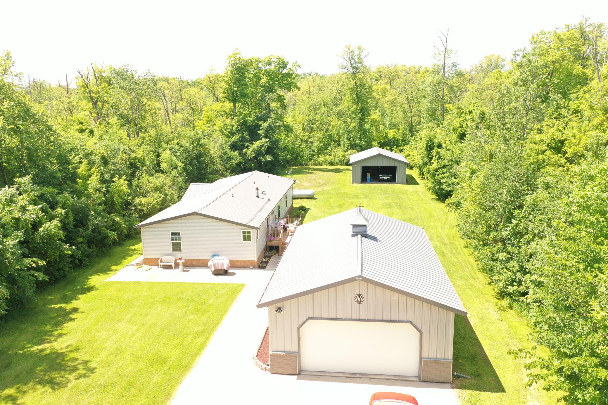 Lakehome 6238476