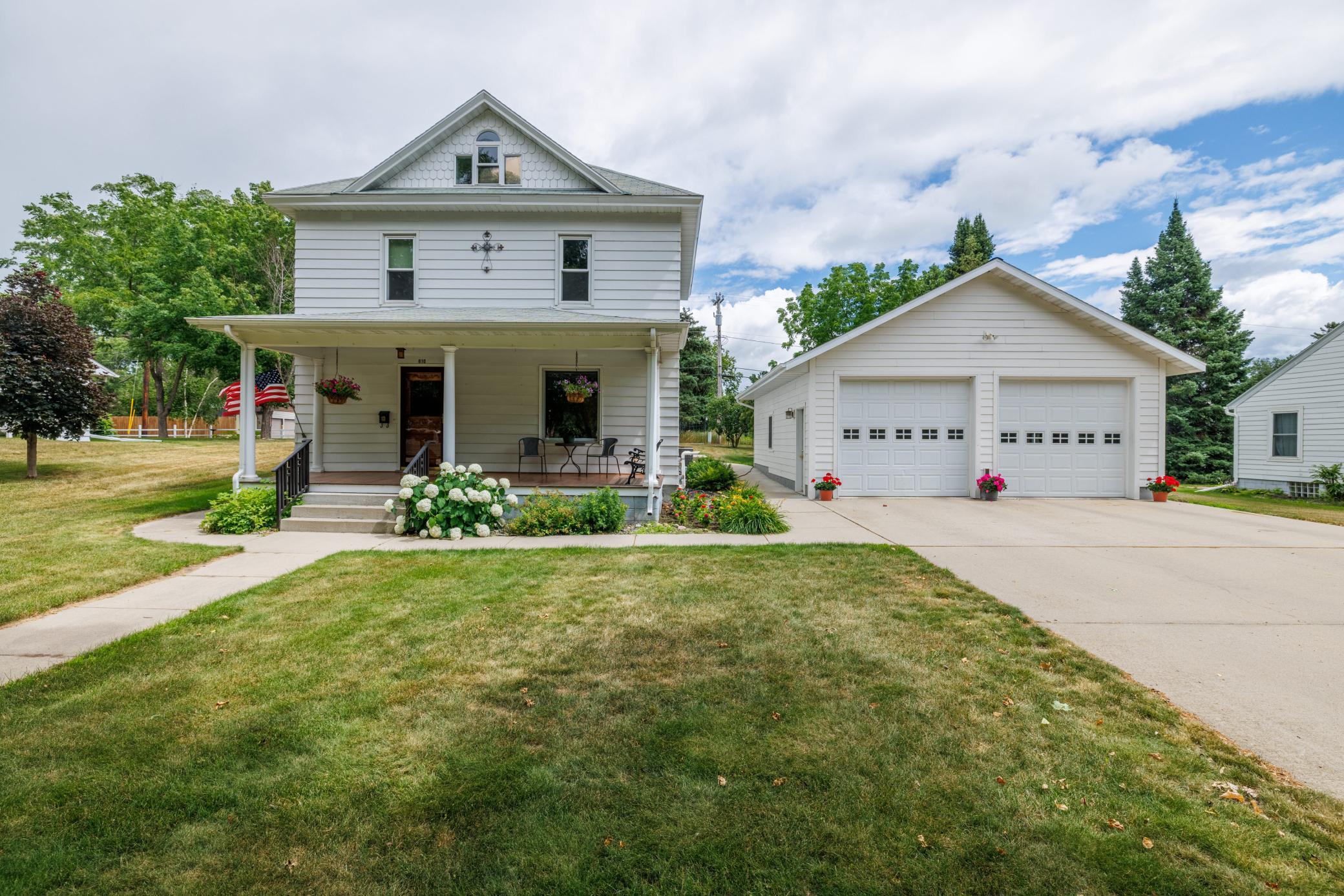 Residential 6242891