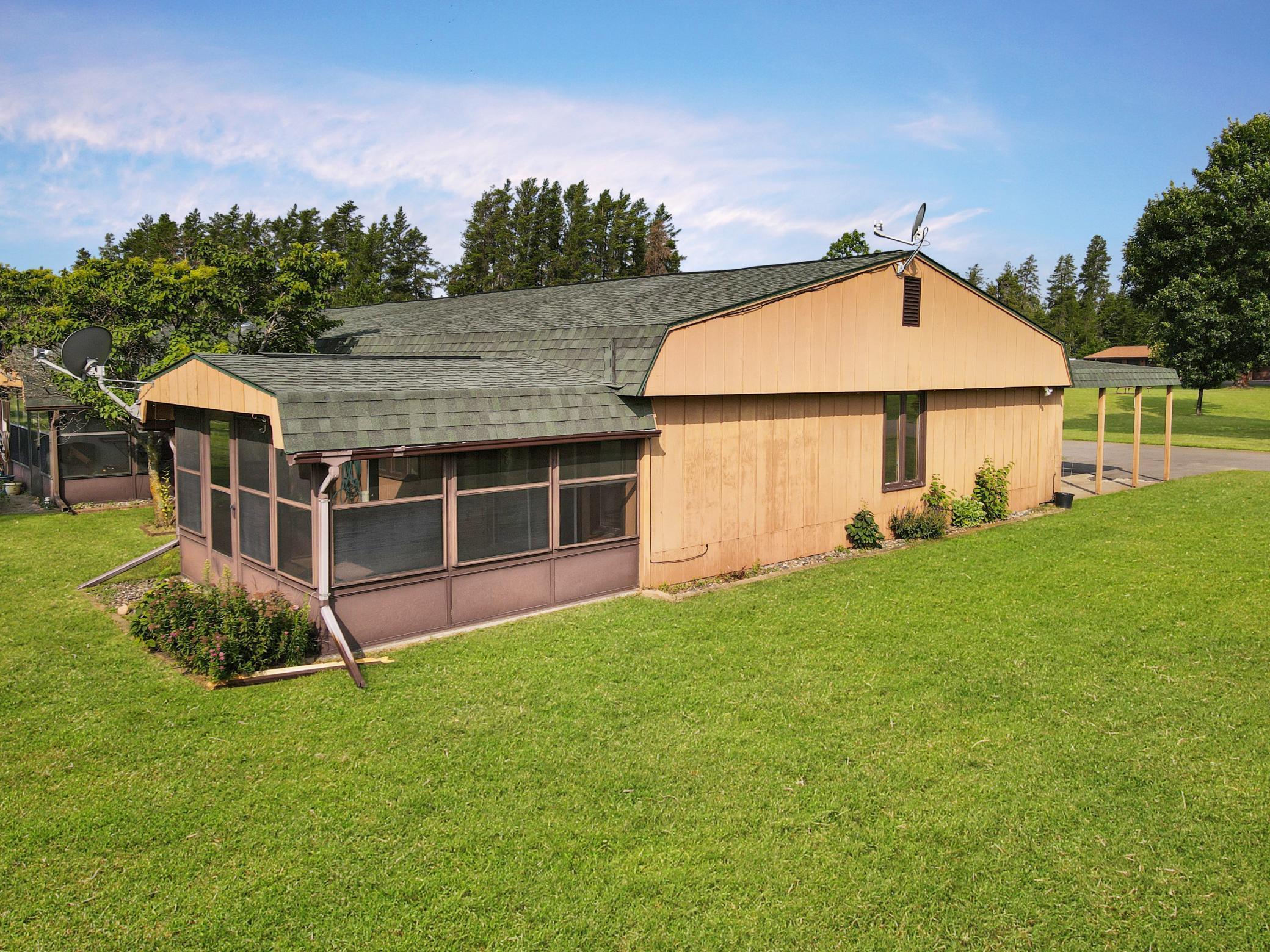 Residential 6243101