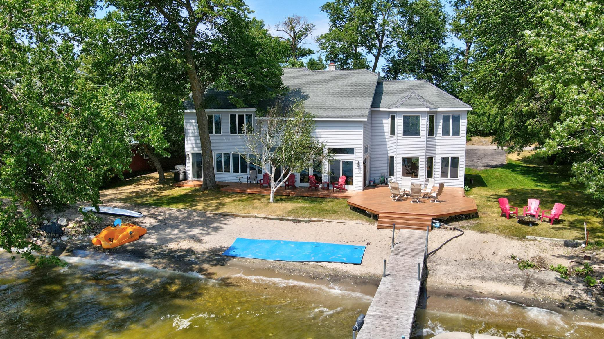 Lakehome 6243629
