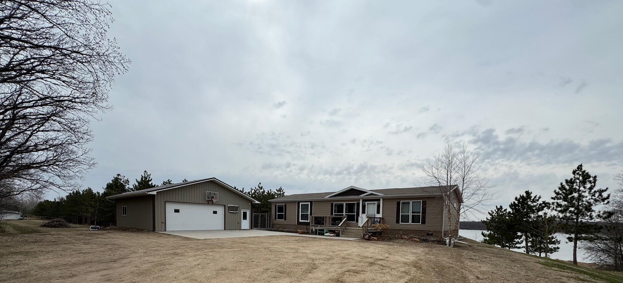 Lakehome 6702471