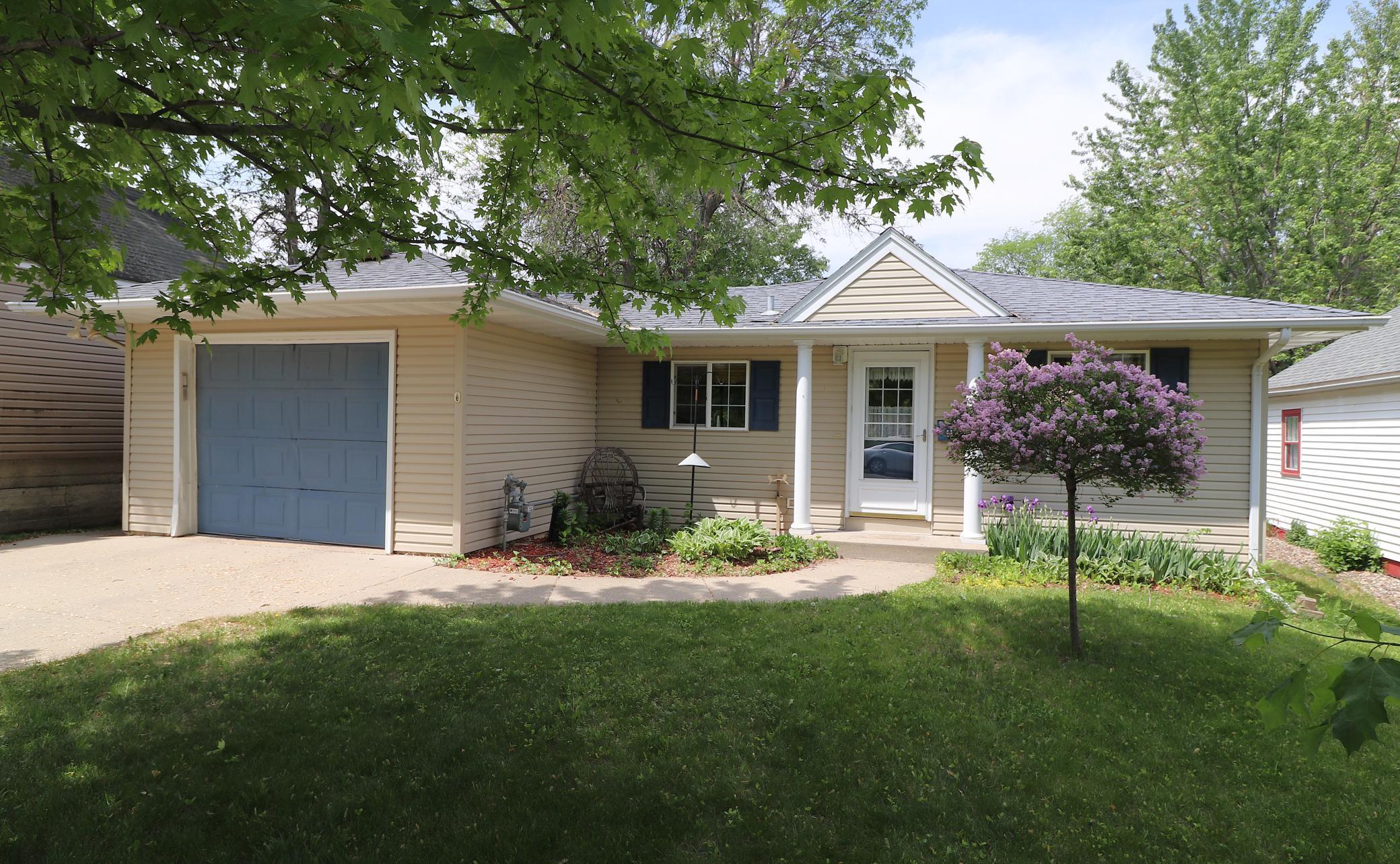 Residential 6731743