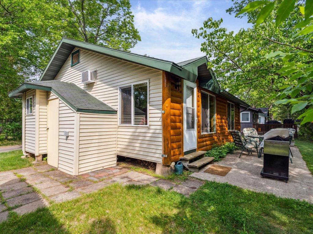 Lakehome 6732021