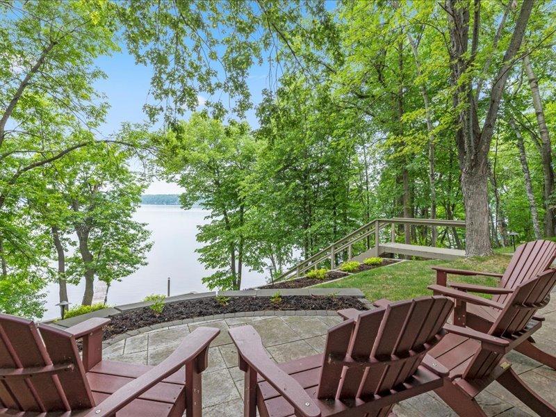 Lakehome 6732053