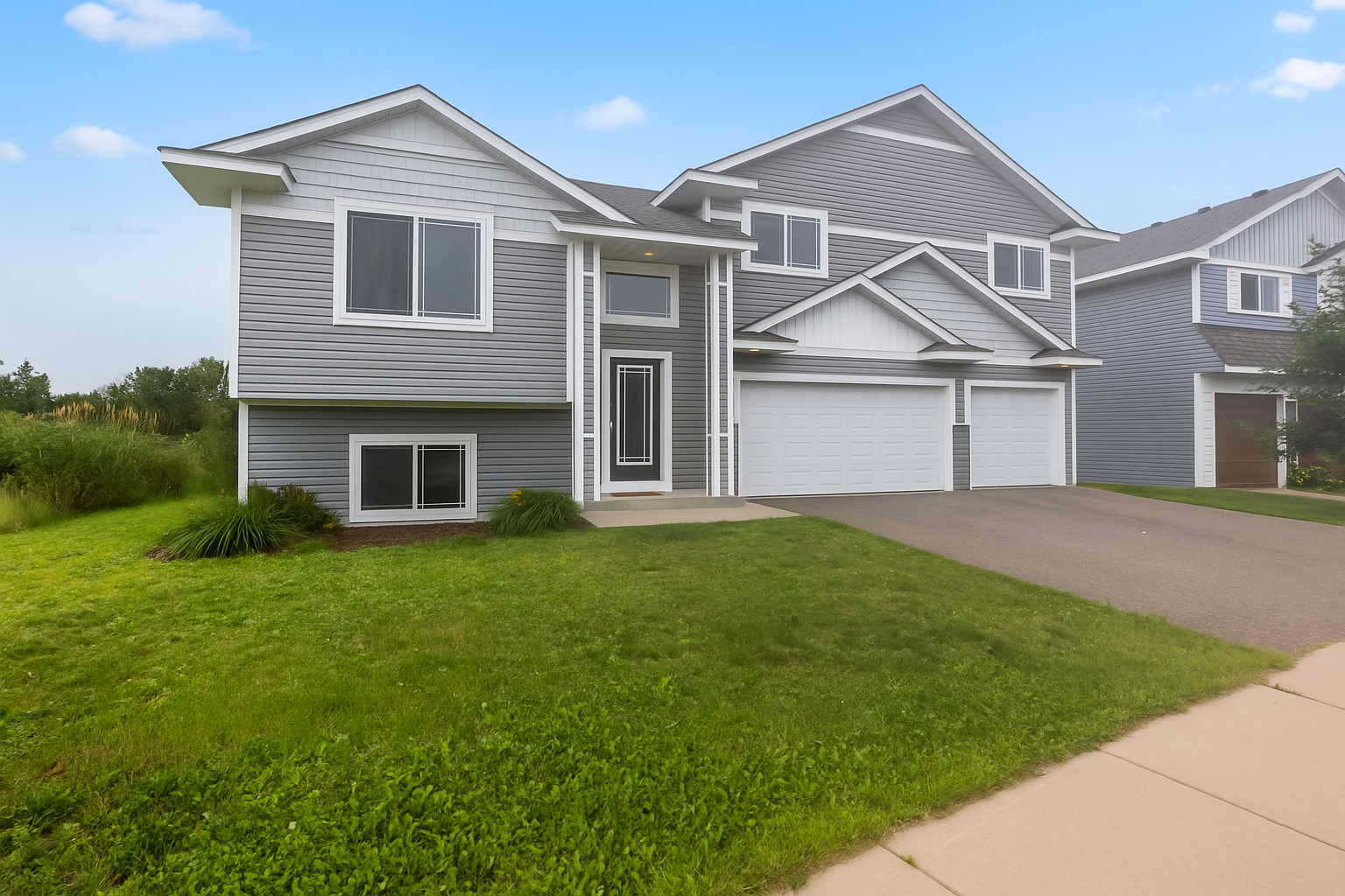 Residential 6732346