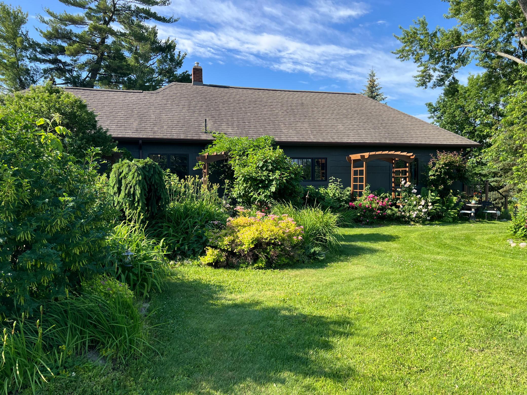 Lakehome 6732680