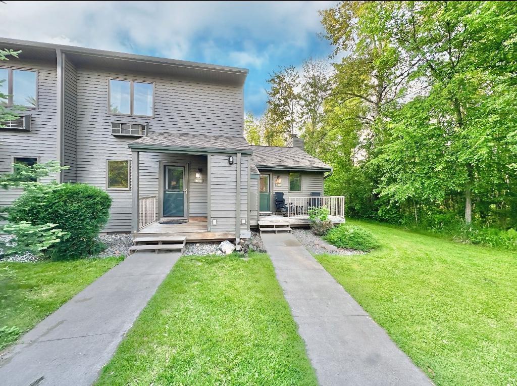 Residential 6733960
