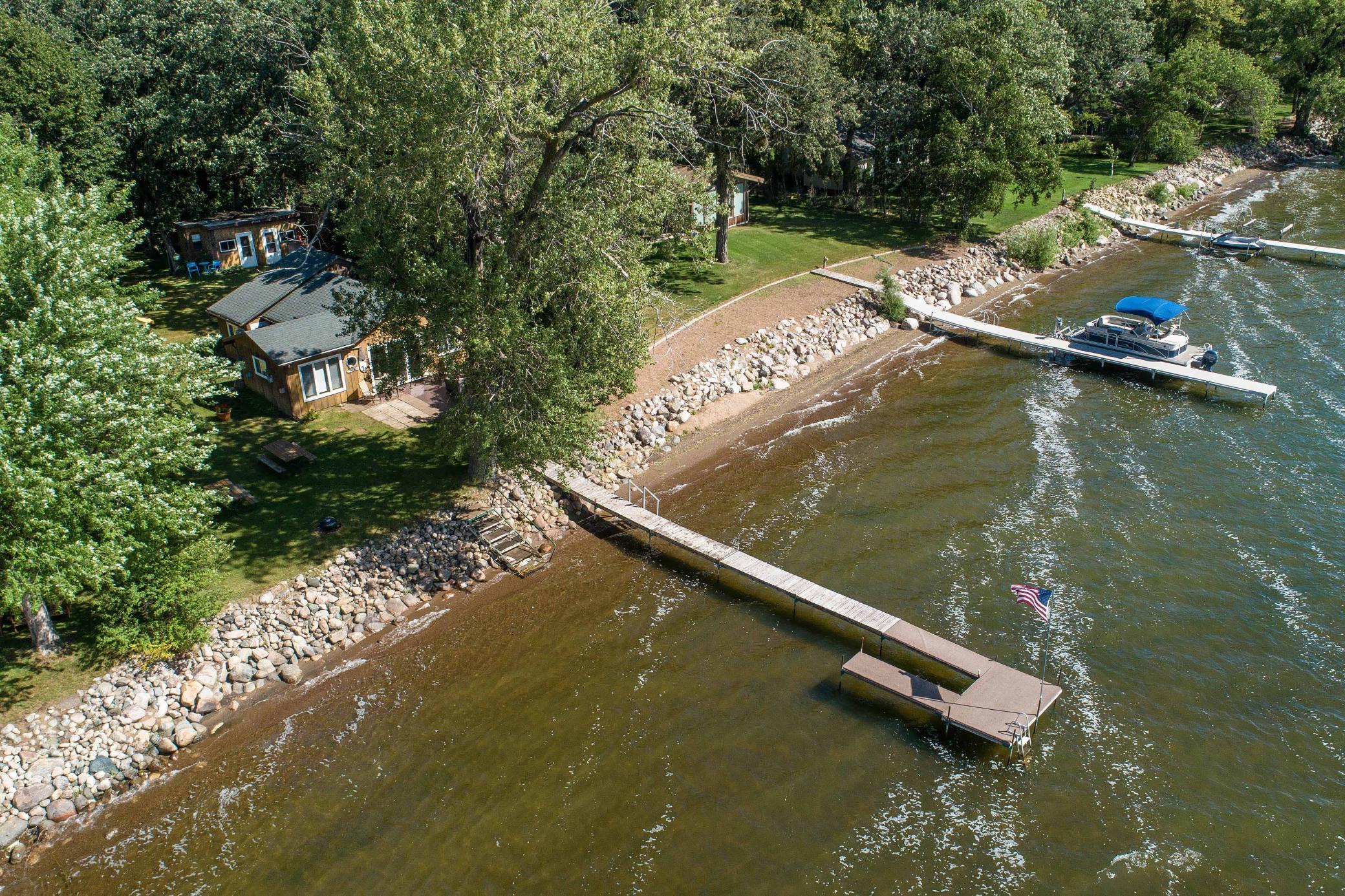 Lakehome 6735678