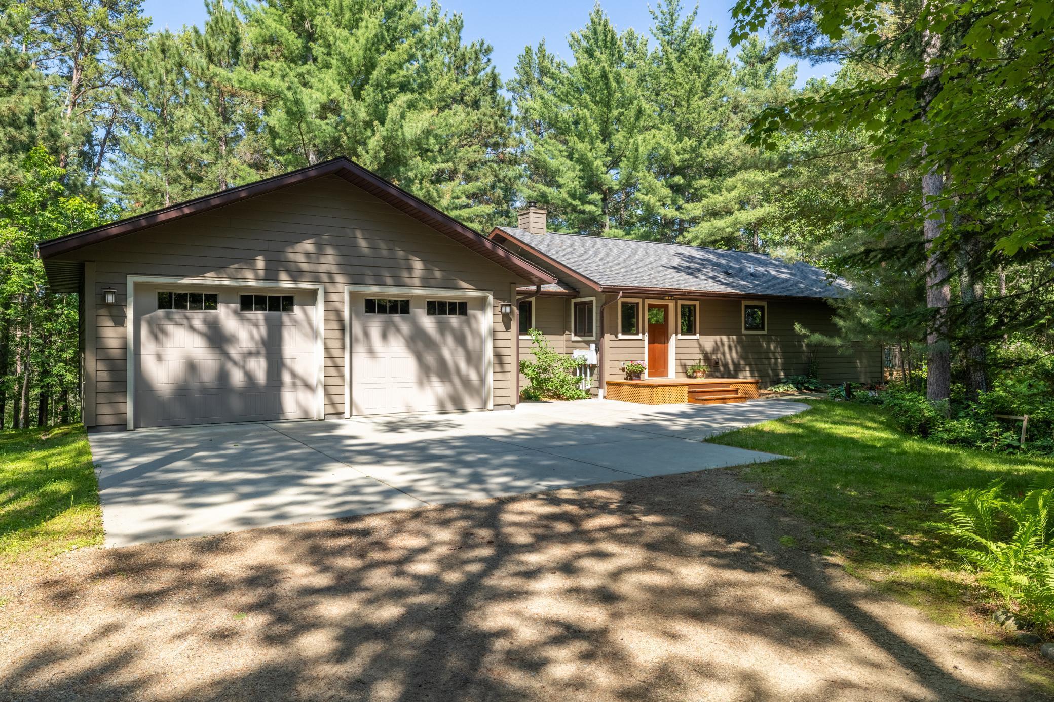 Lakehome 6737828