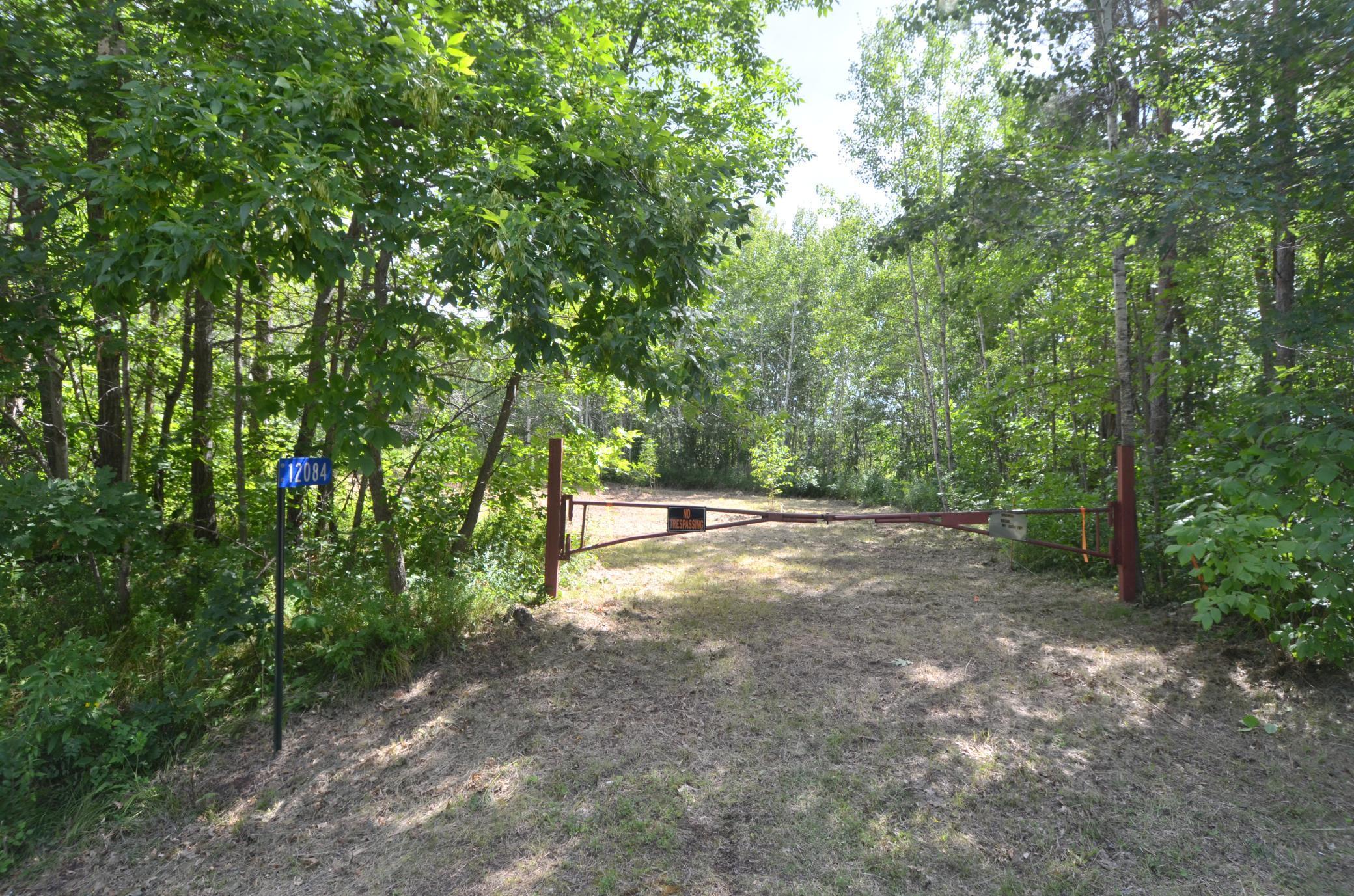 Land 6738432