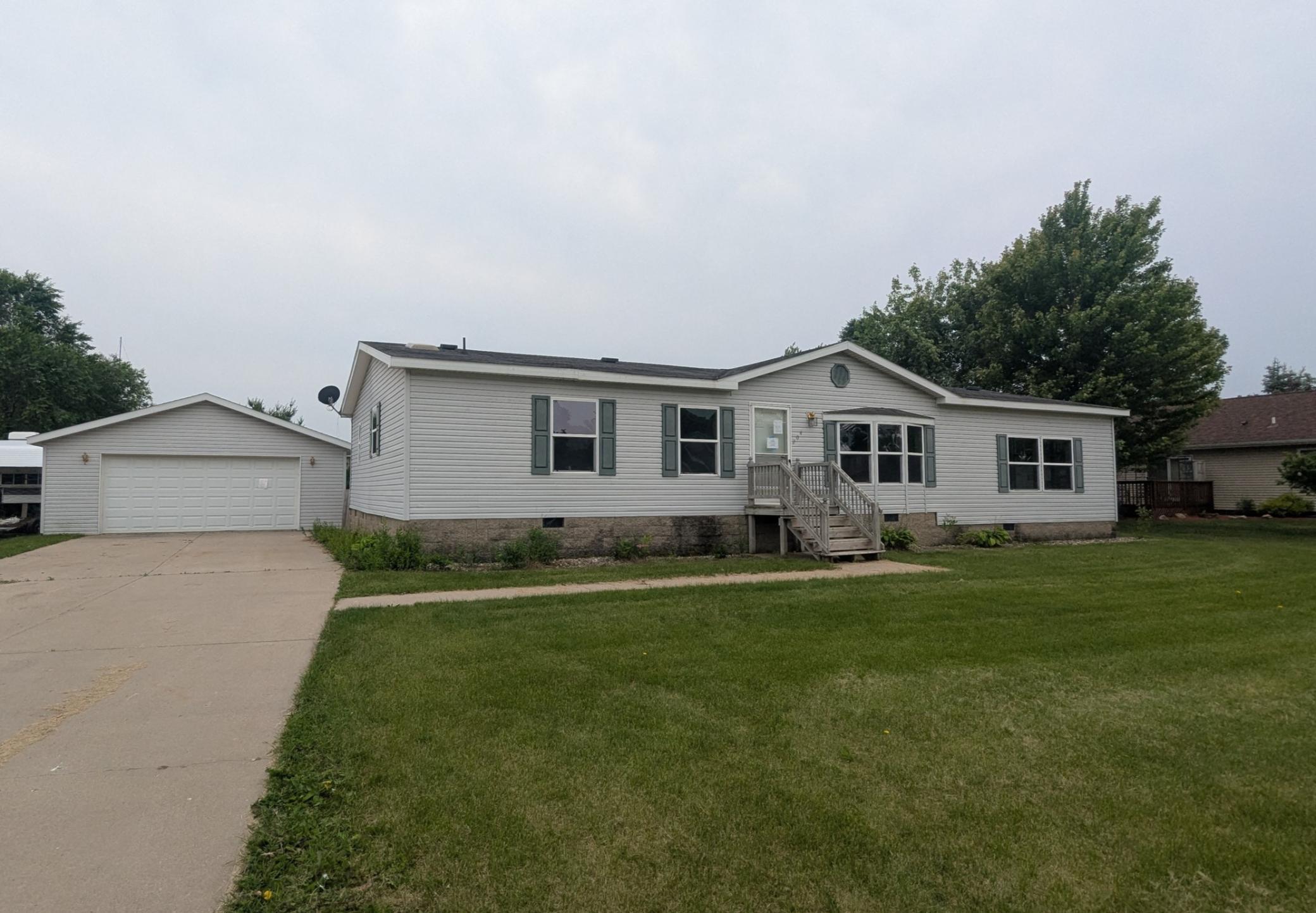 Residential 6738608