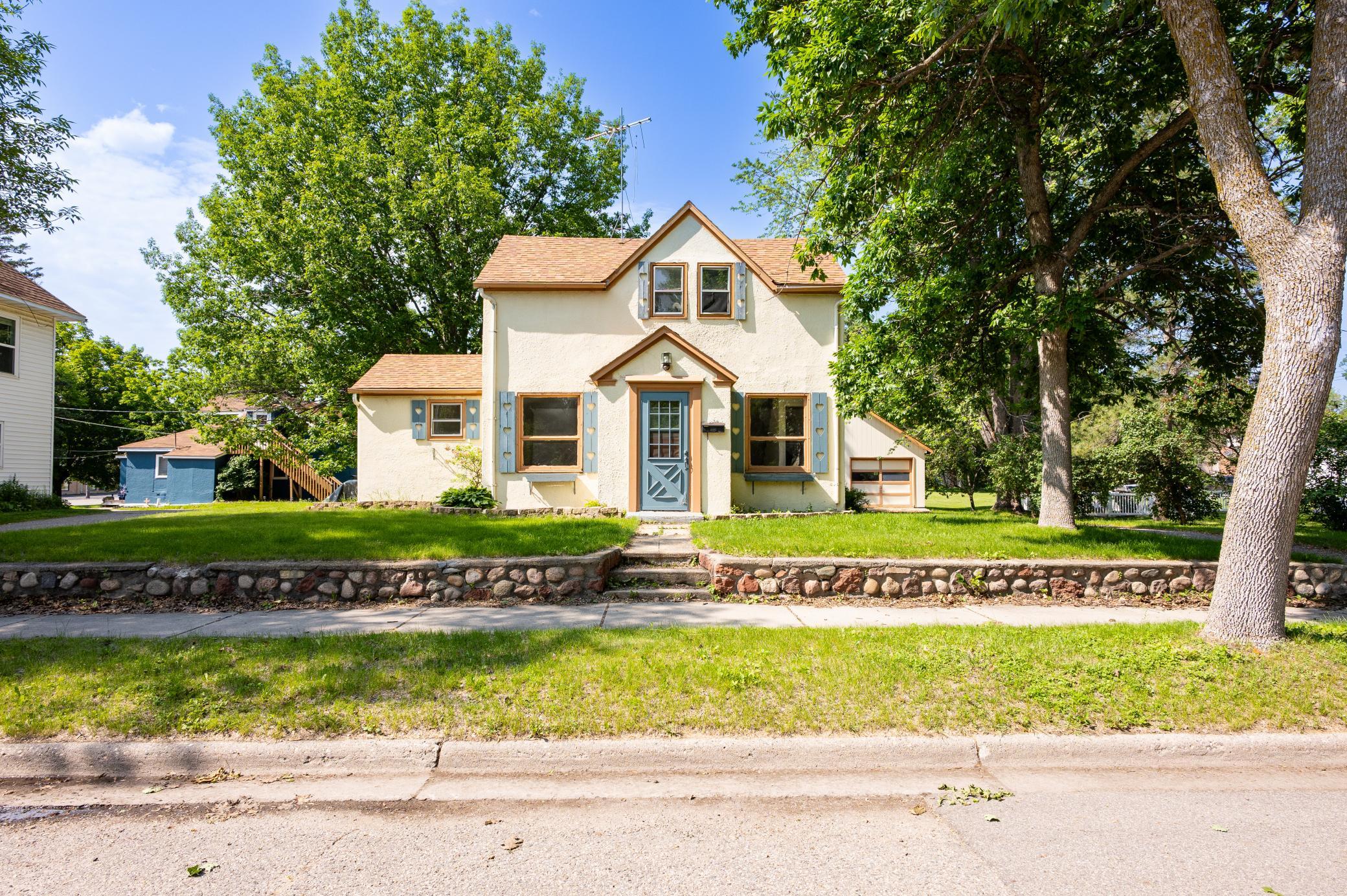 Residential 6738740