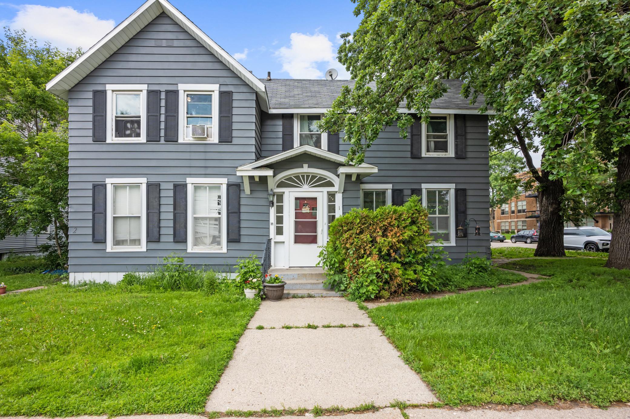 Residential 6738743