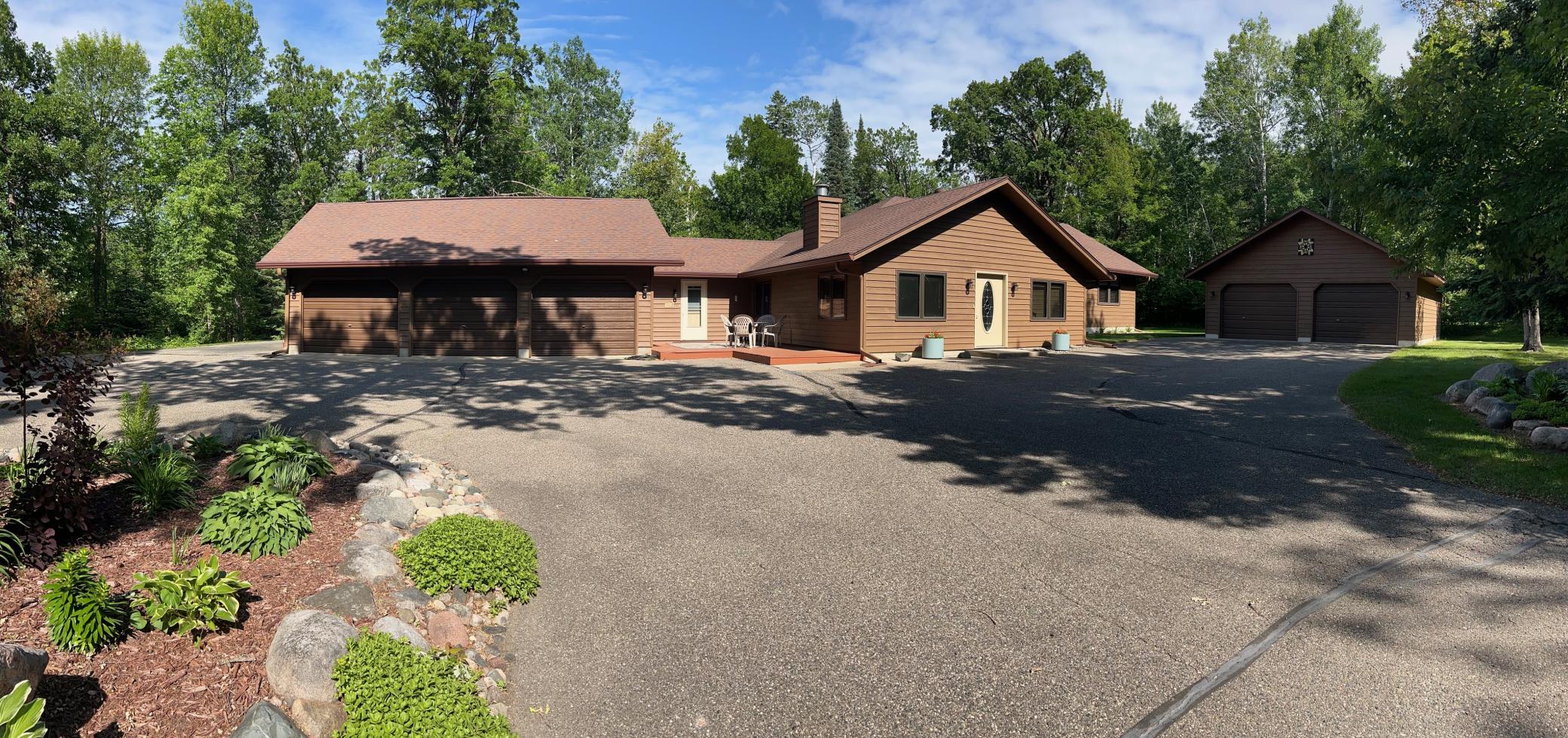 Lakehome 6738859