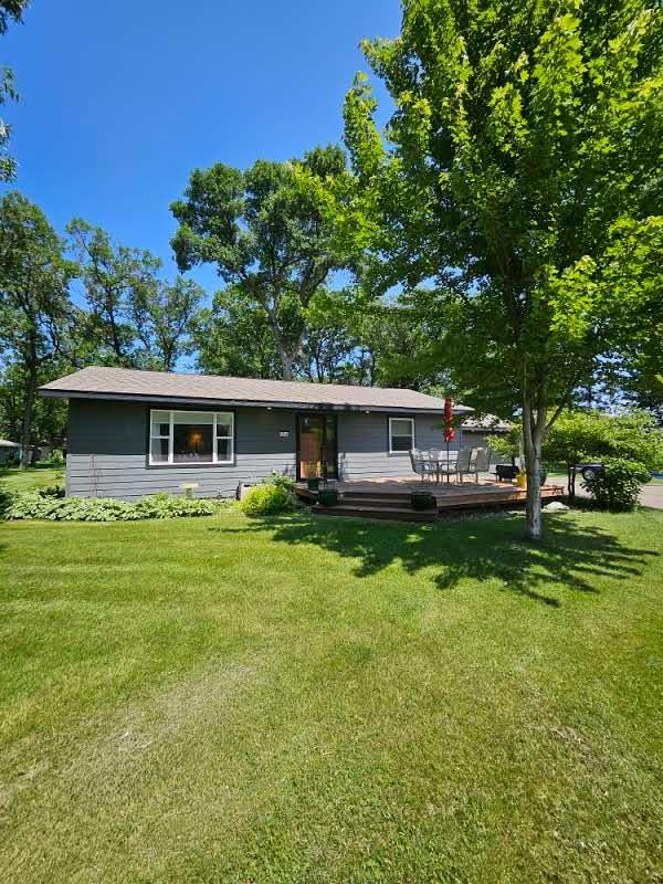Lakehome 6744058