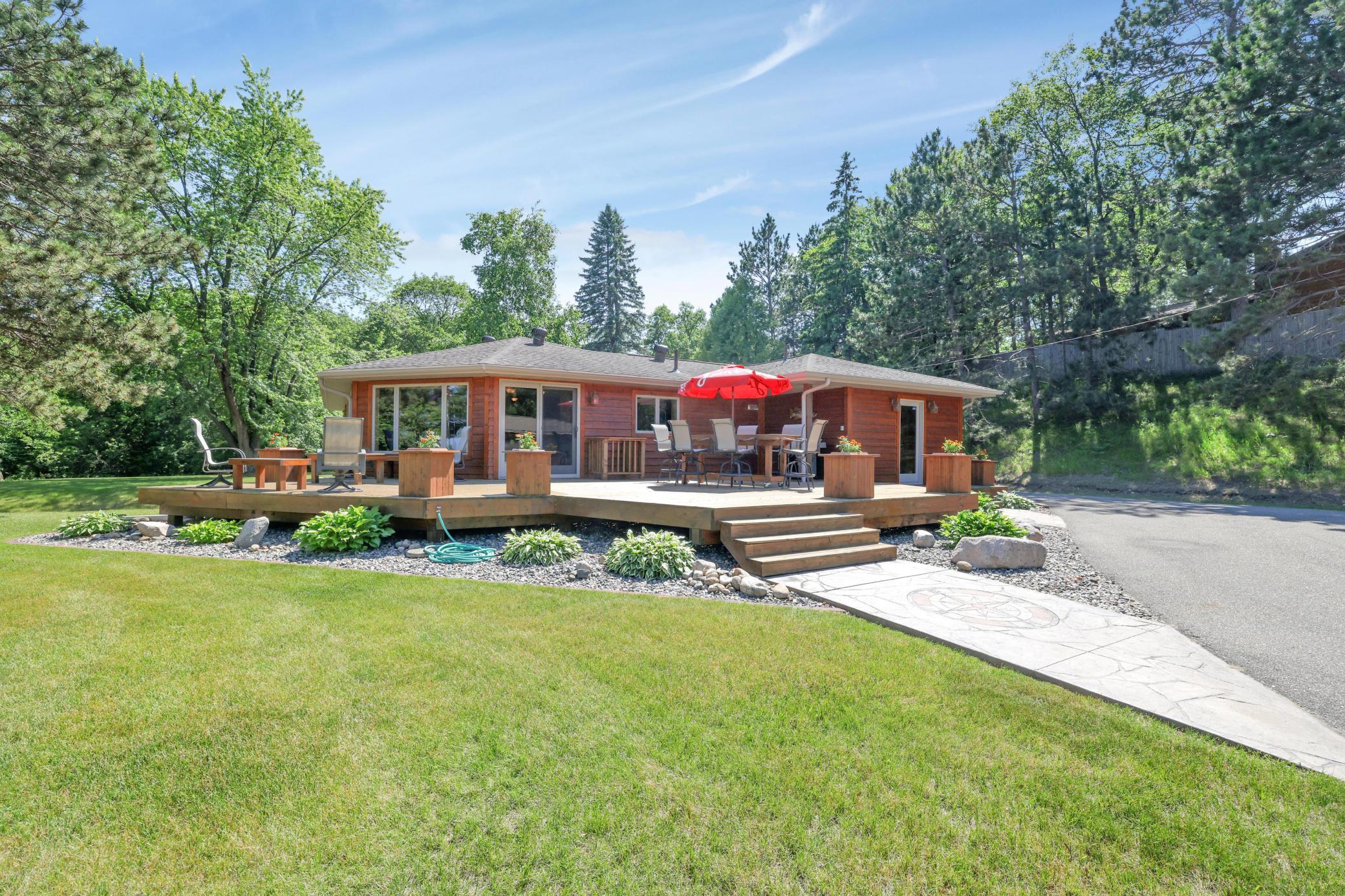Residential 6744072
