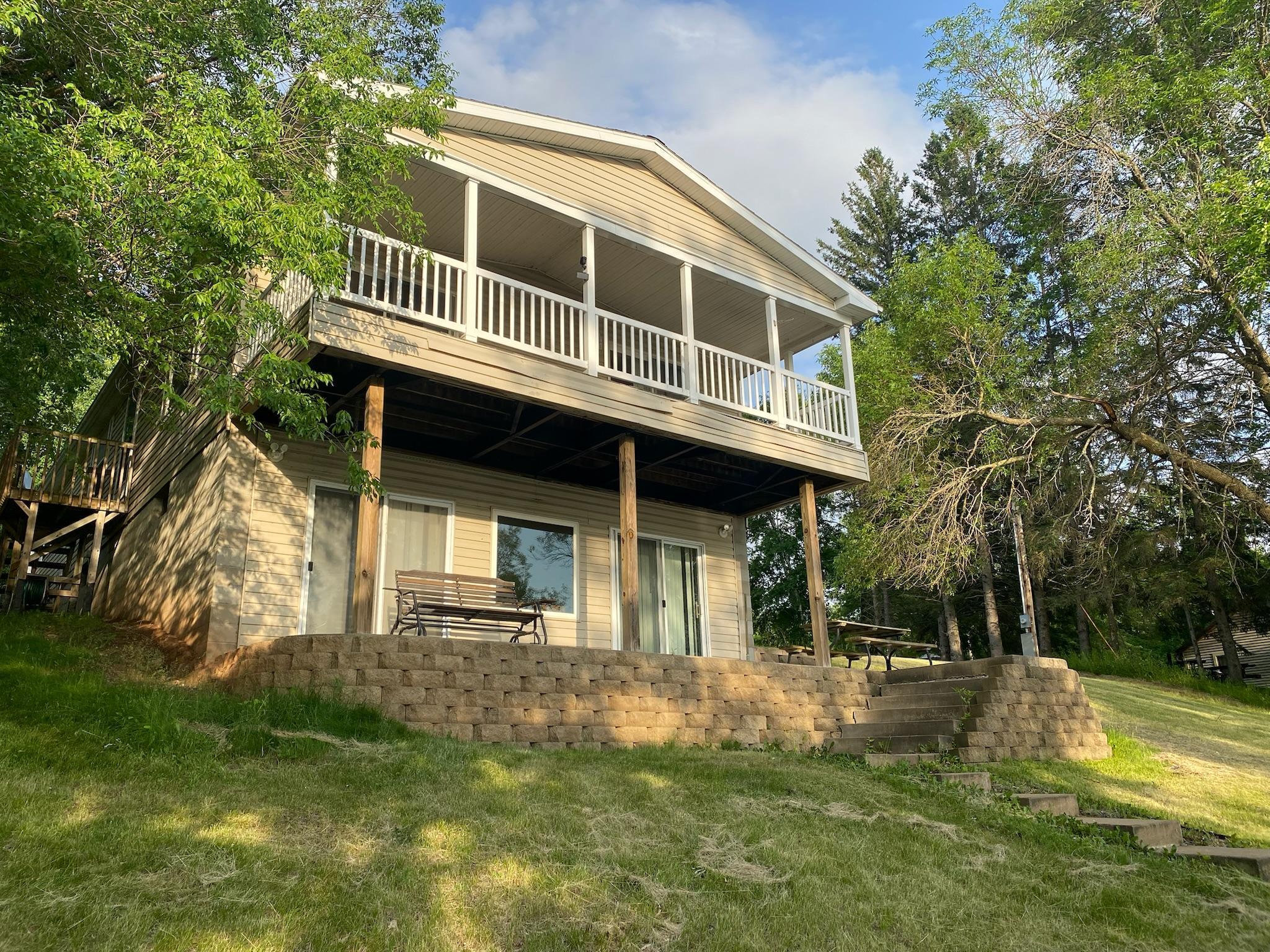 Lakehome 6744337
