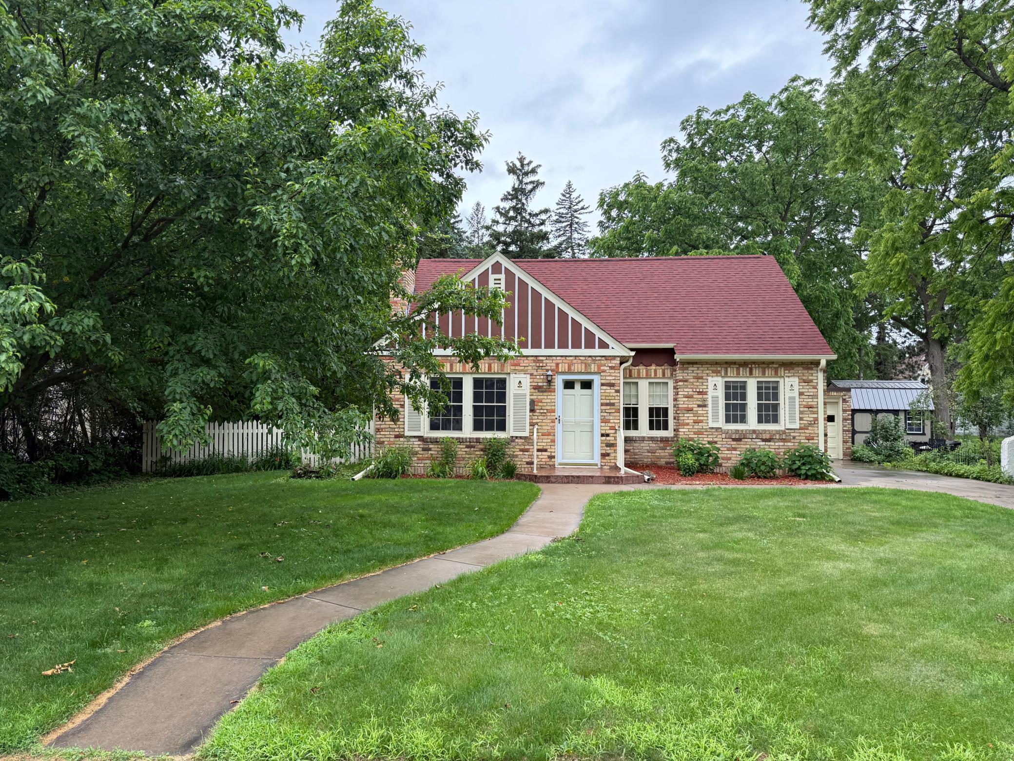 Residential 6744837