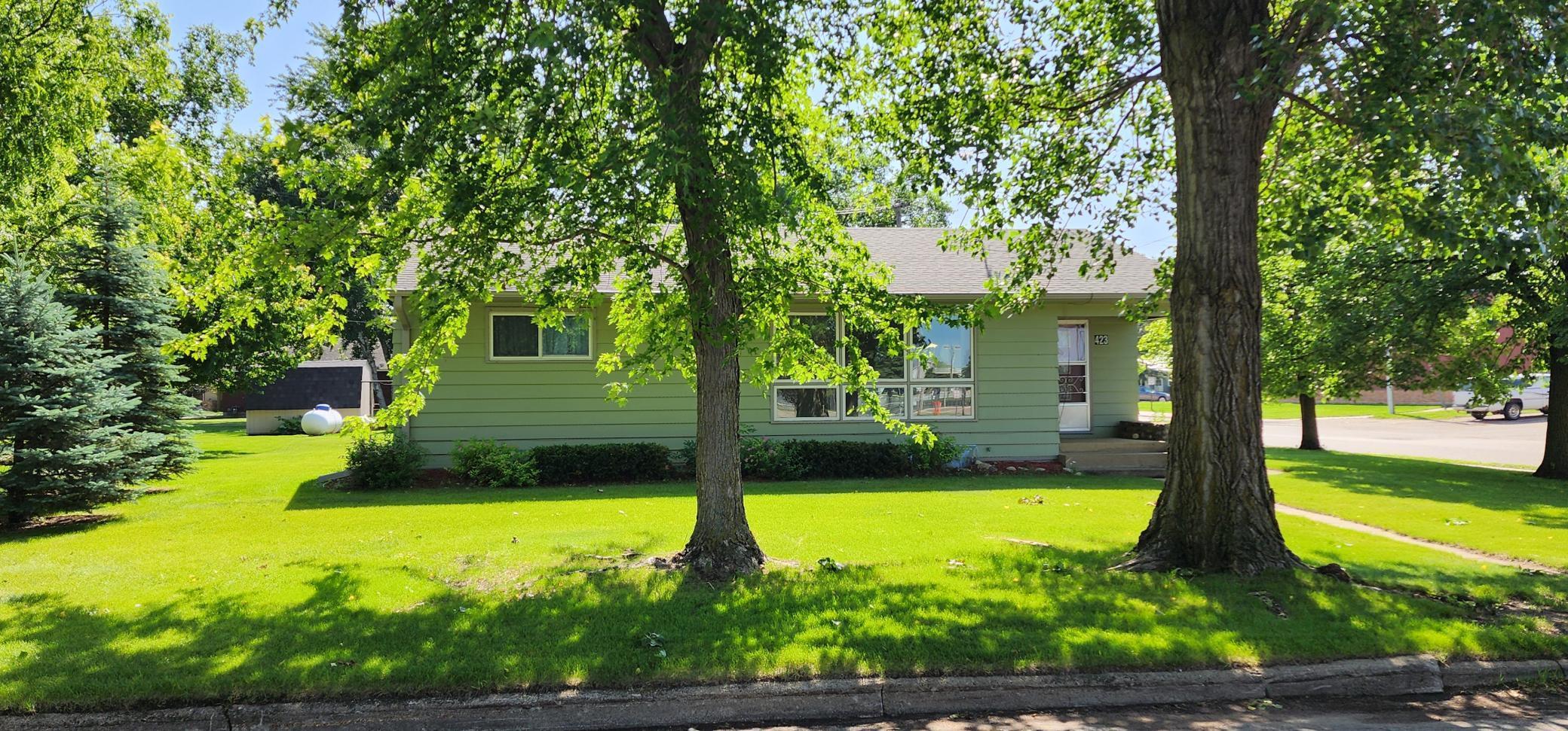 Residential 6744988