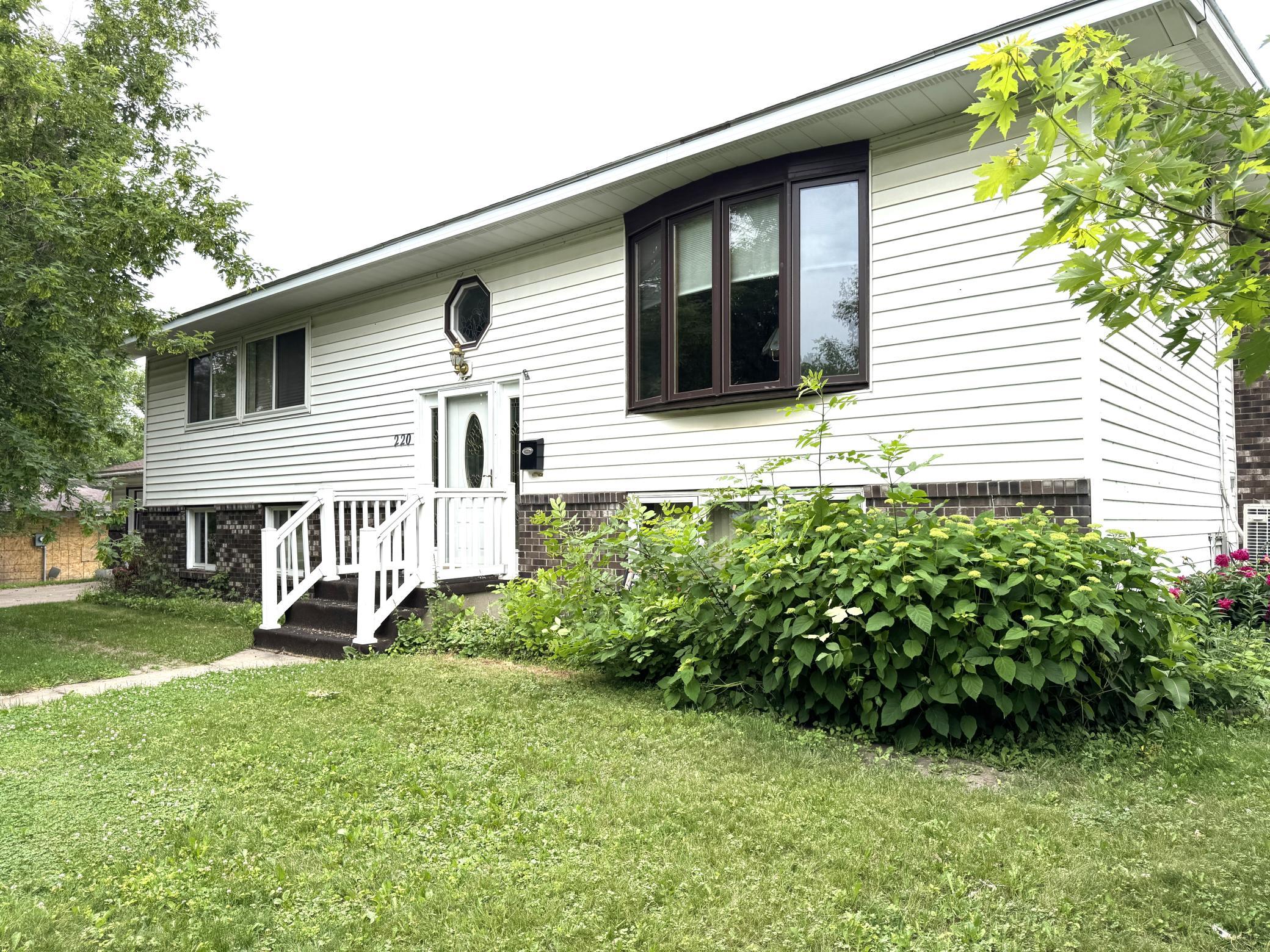 Residential 6745429
