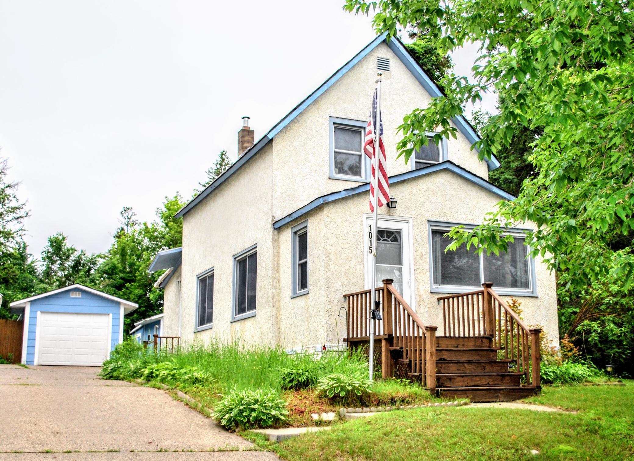 Residential 6745437