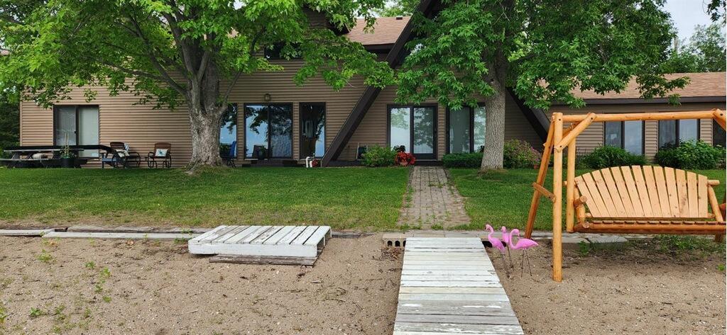 Lakehome 6746704