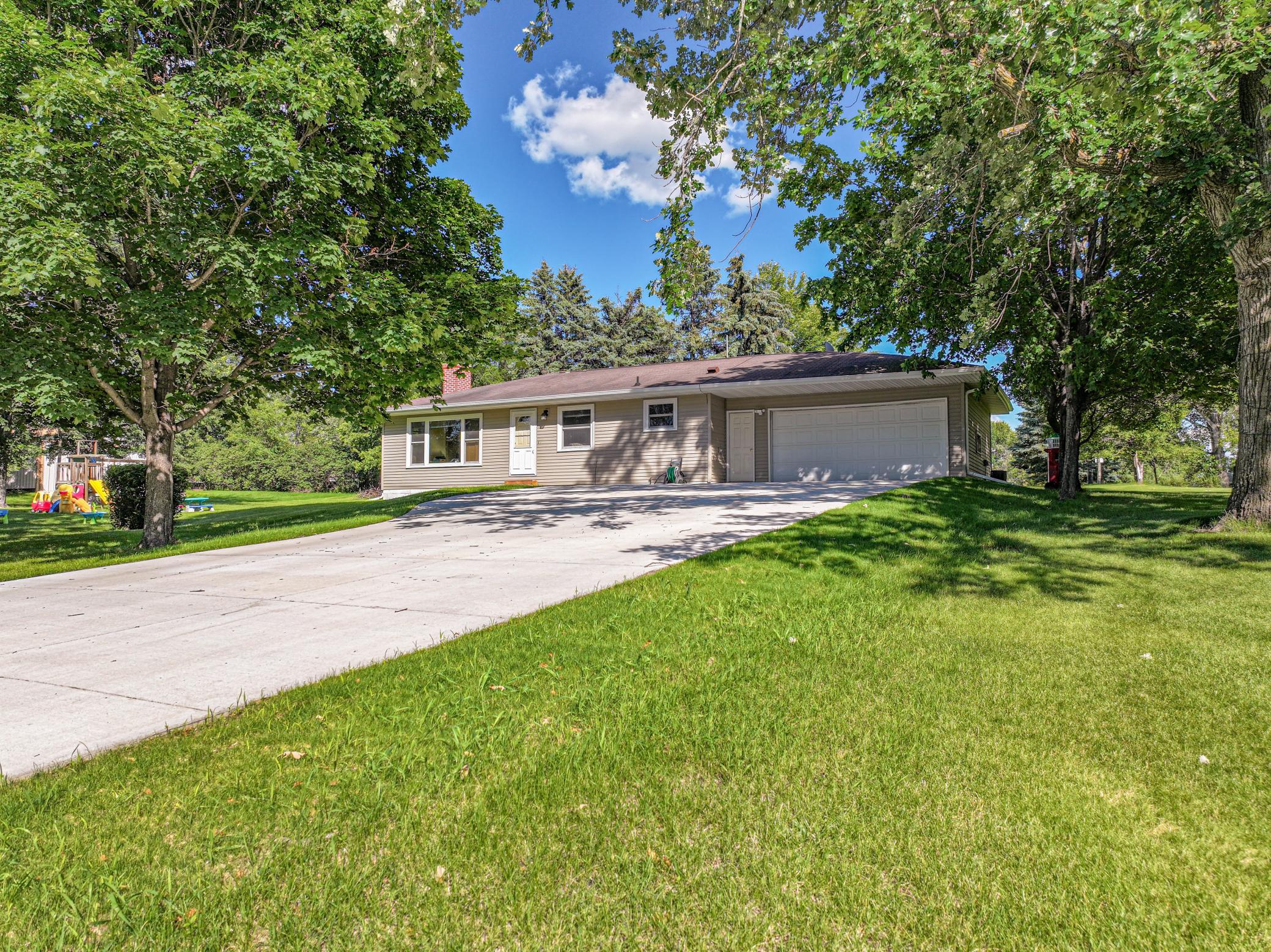 Residential 6747015