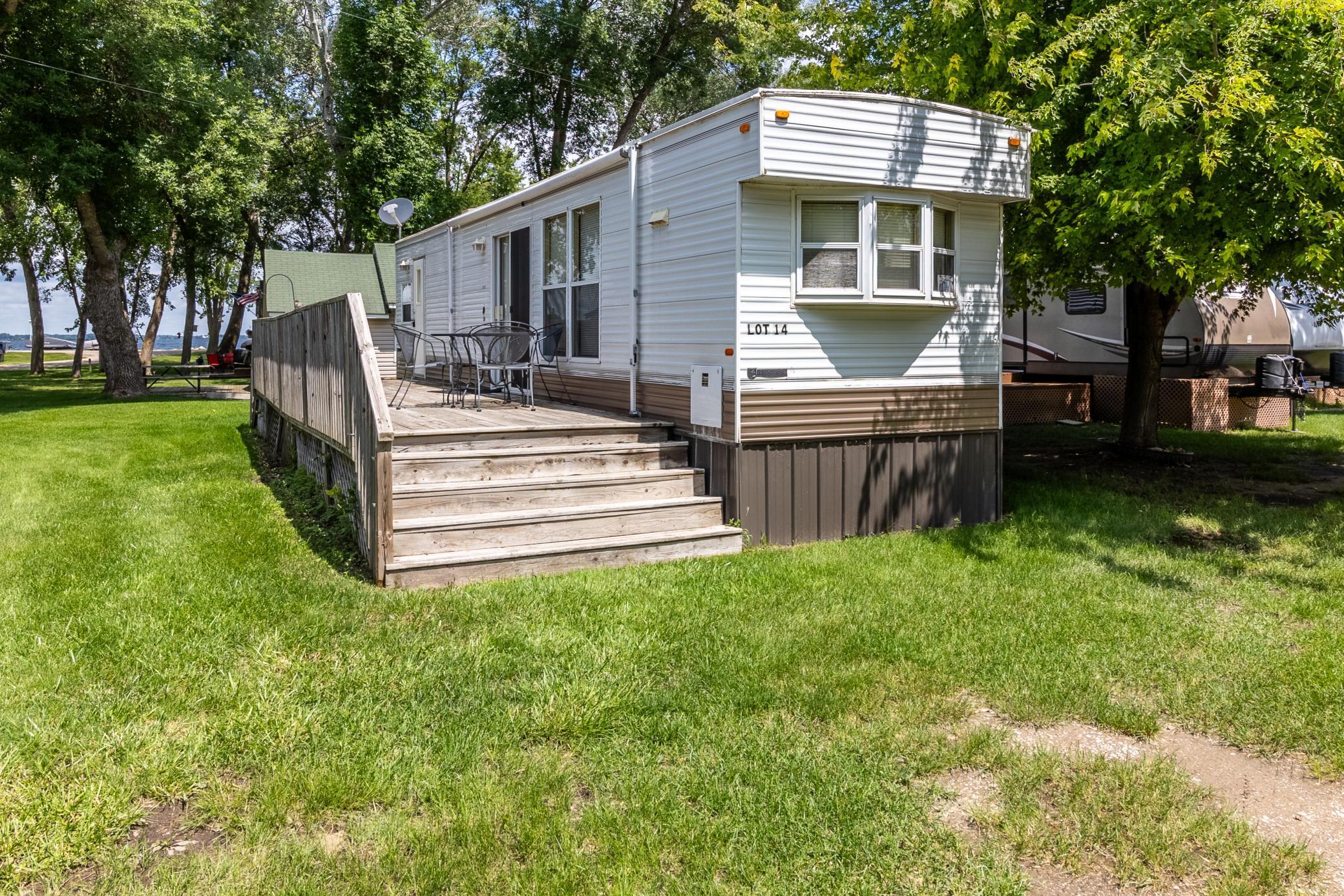 Lakehome 6747580