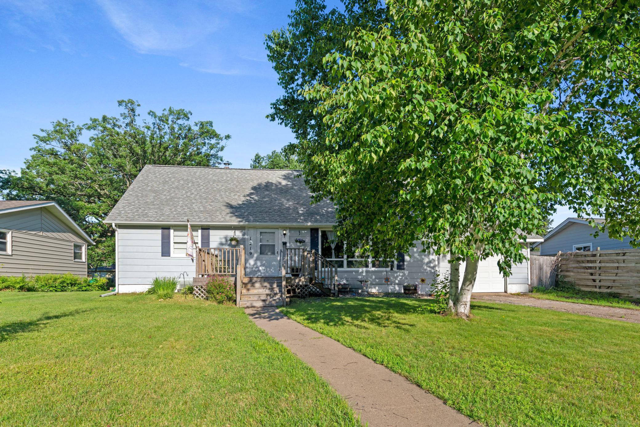 Residential 6748657