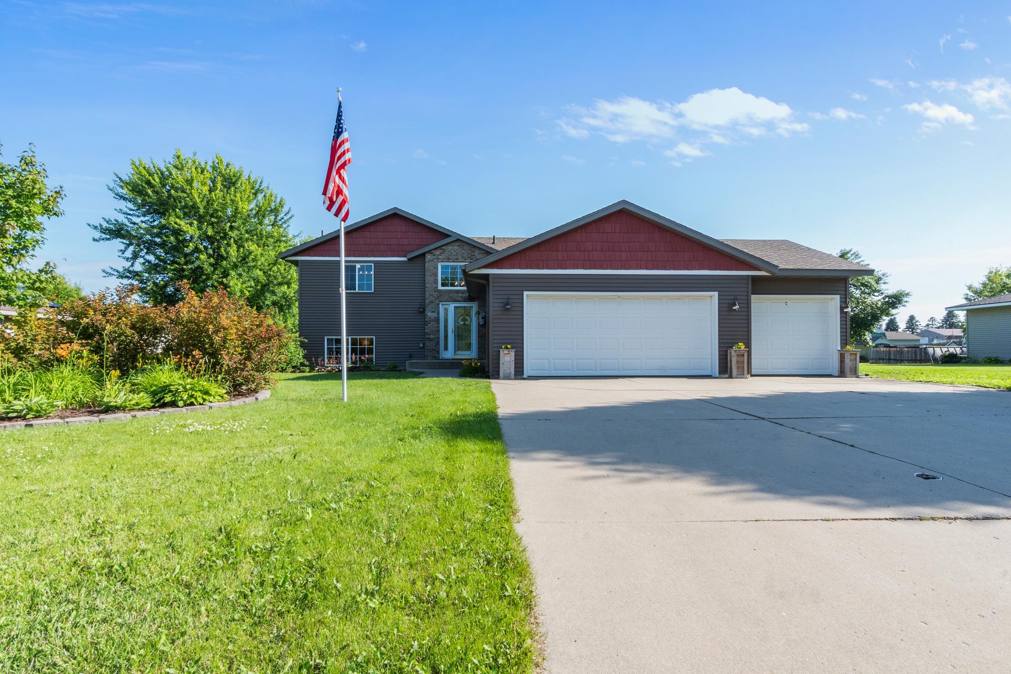 Residential 6750883