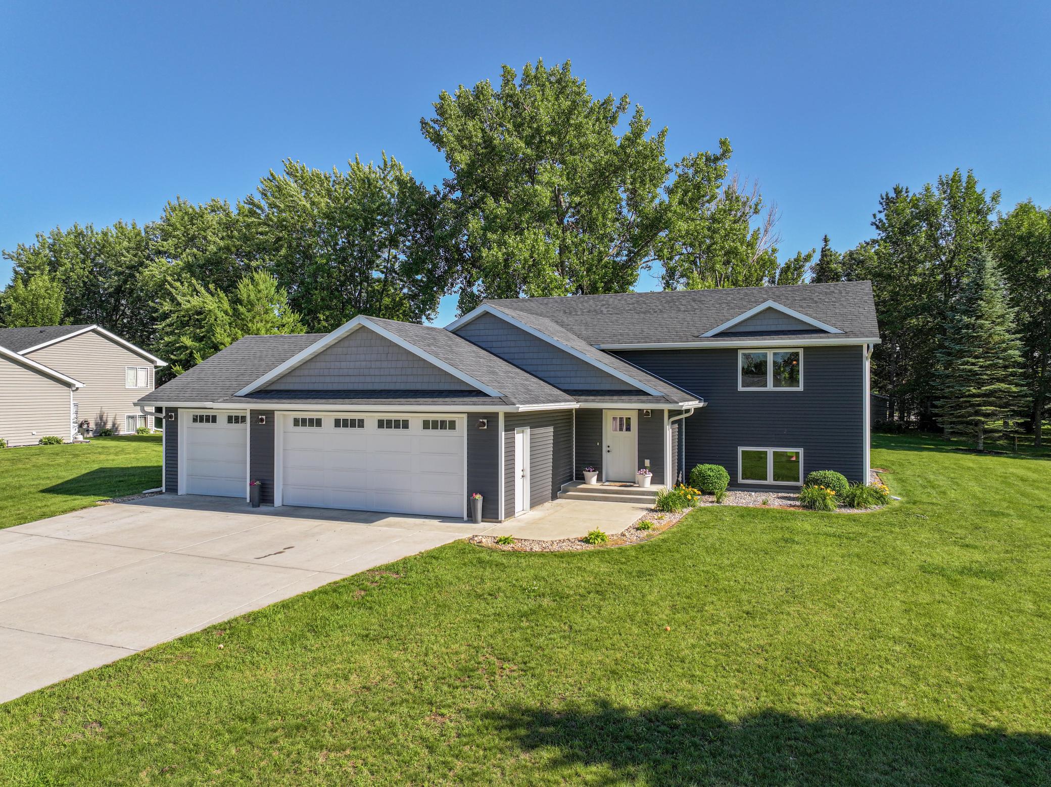 Residential 6752229