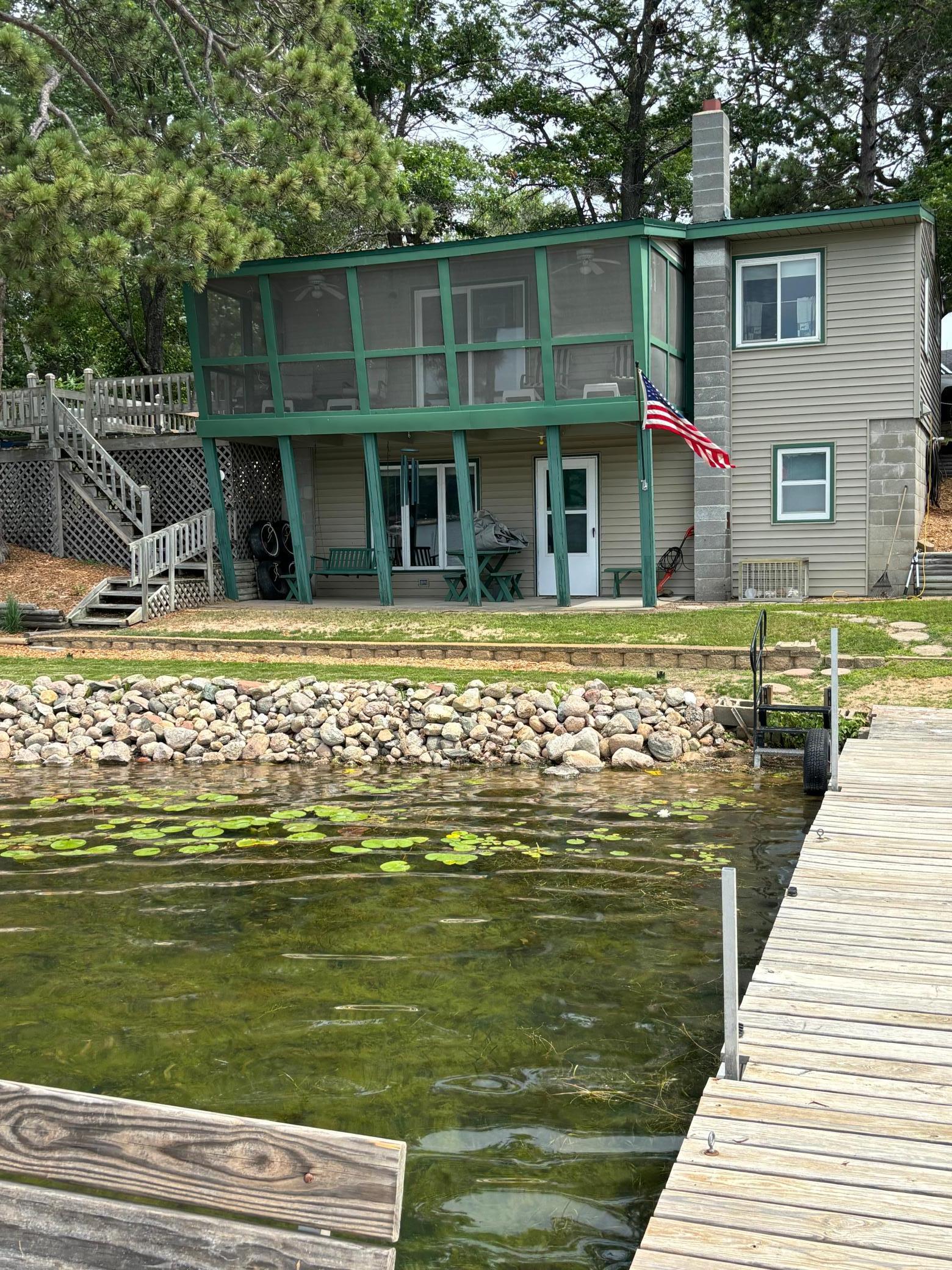Lakehome 6755080