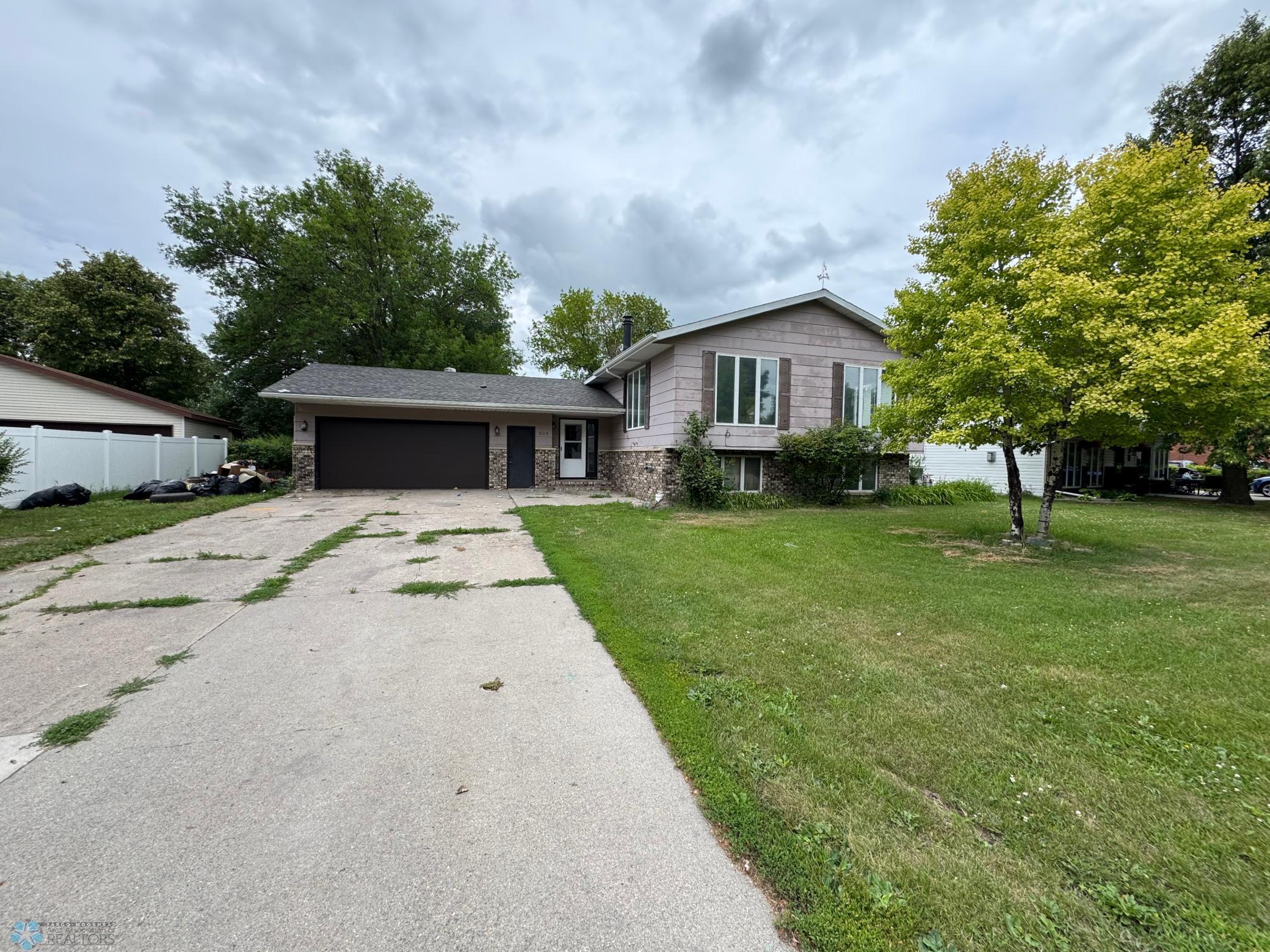 Residential 6756857