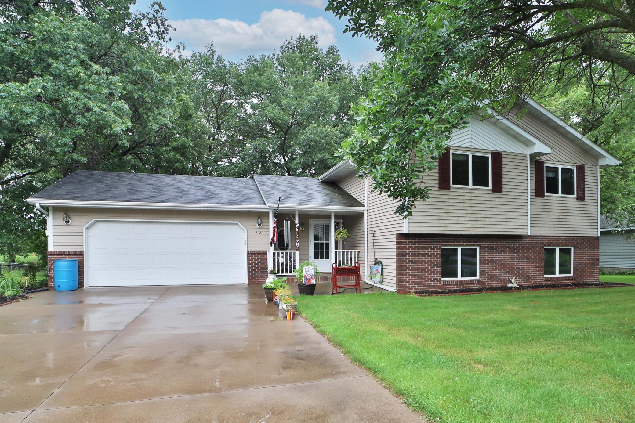 Residential 6757070