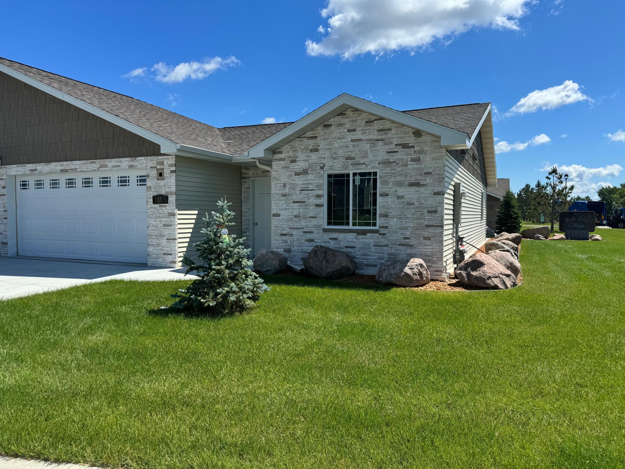 Residential 6758259