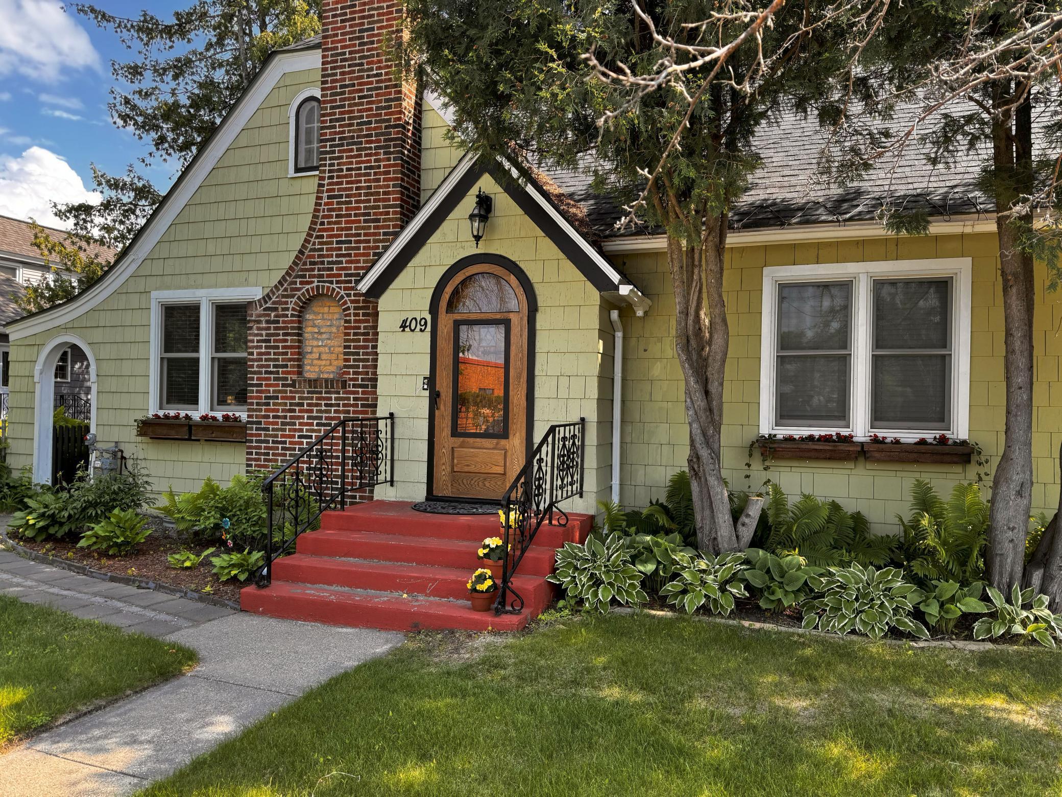 Residential 6758416