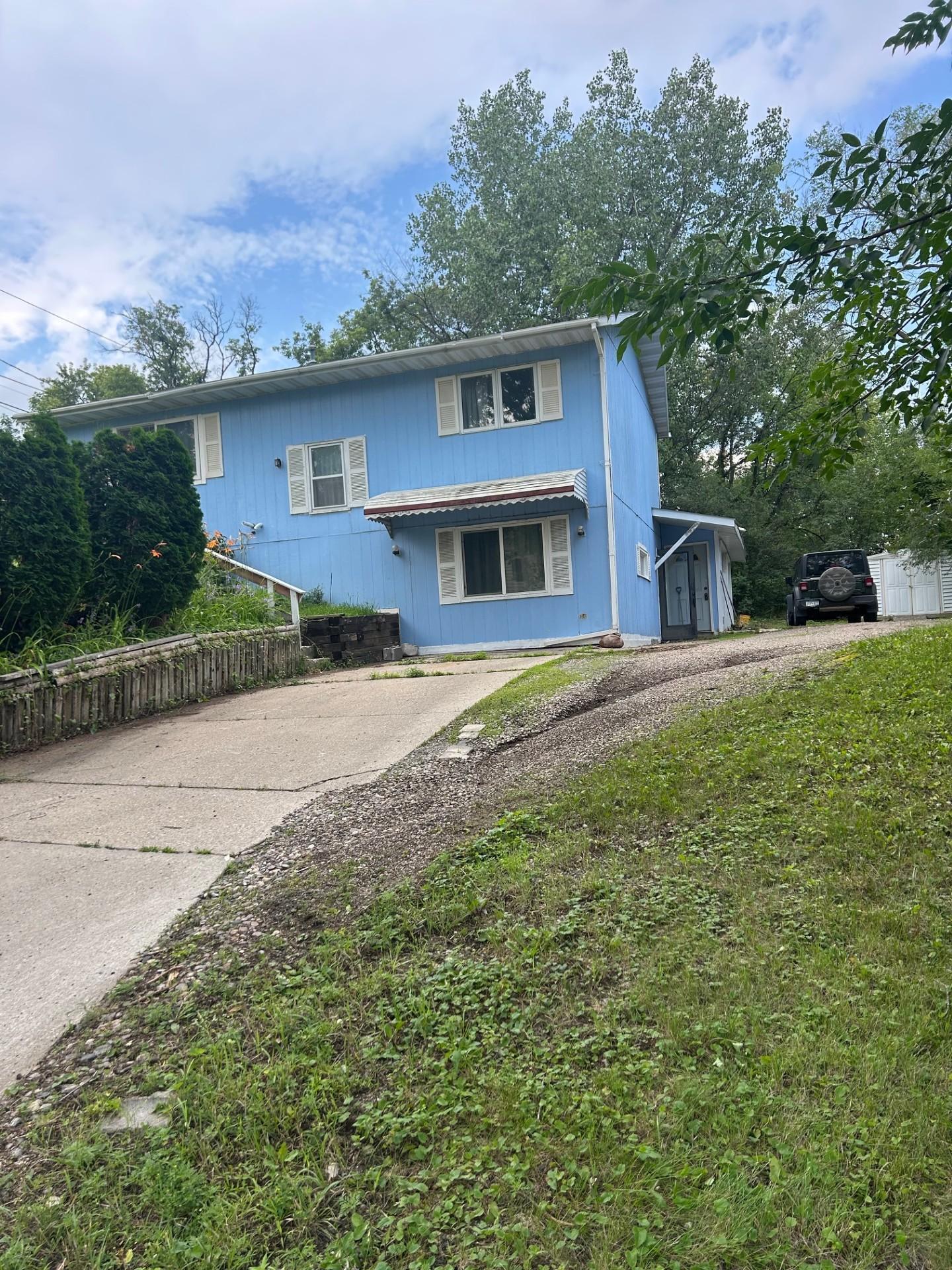 Residential 6758446
