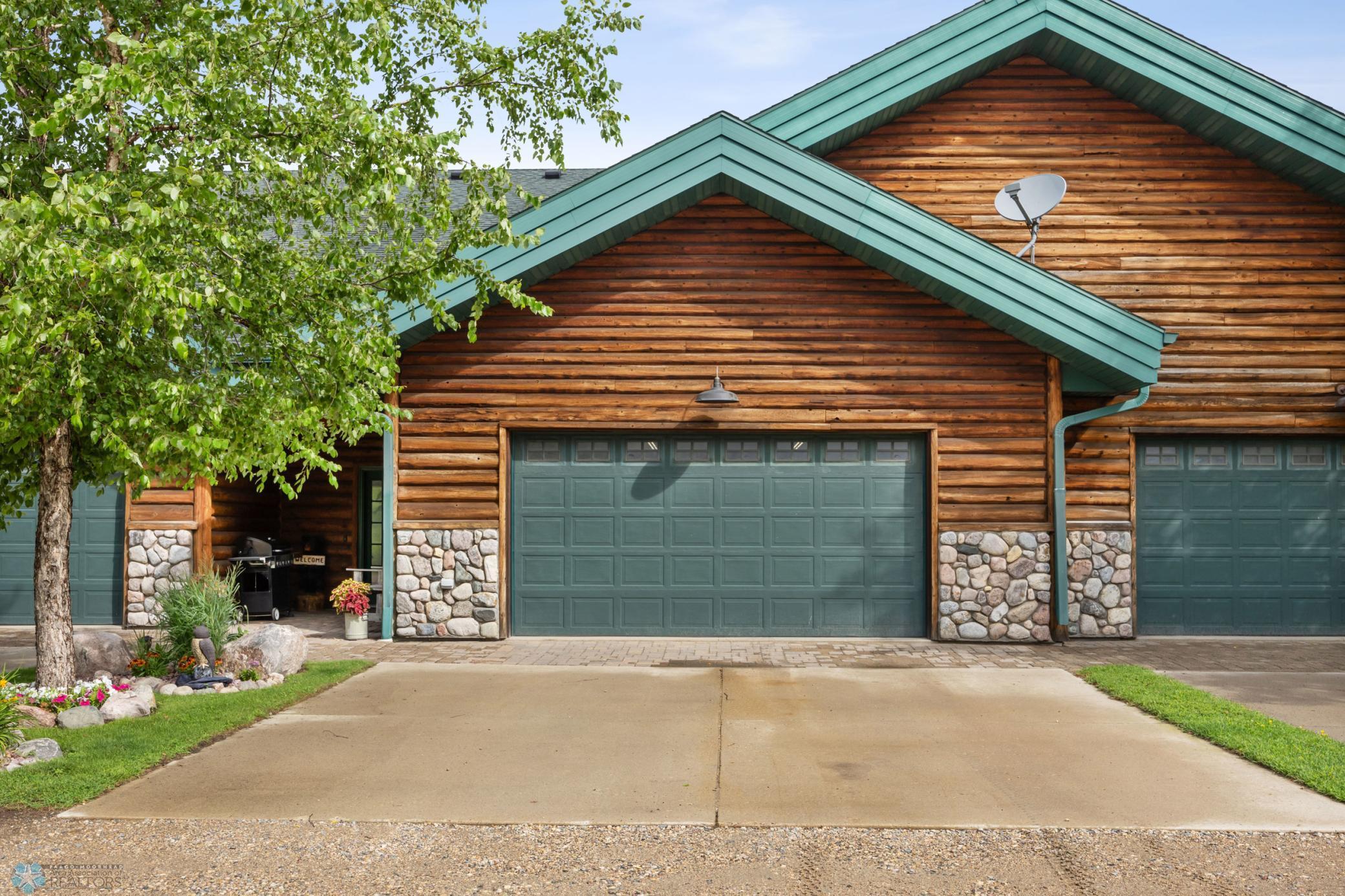 Lakehome 6759225