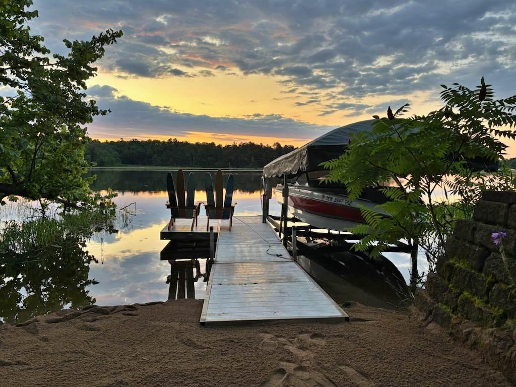 Lakehome 6759240