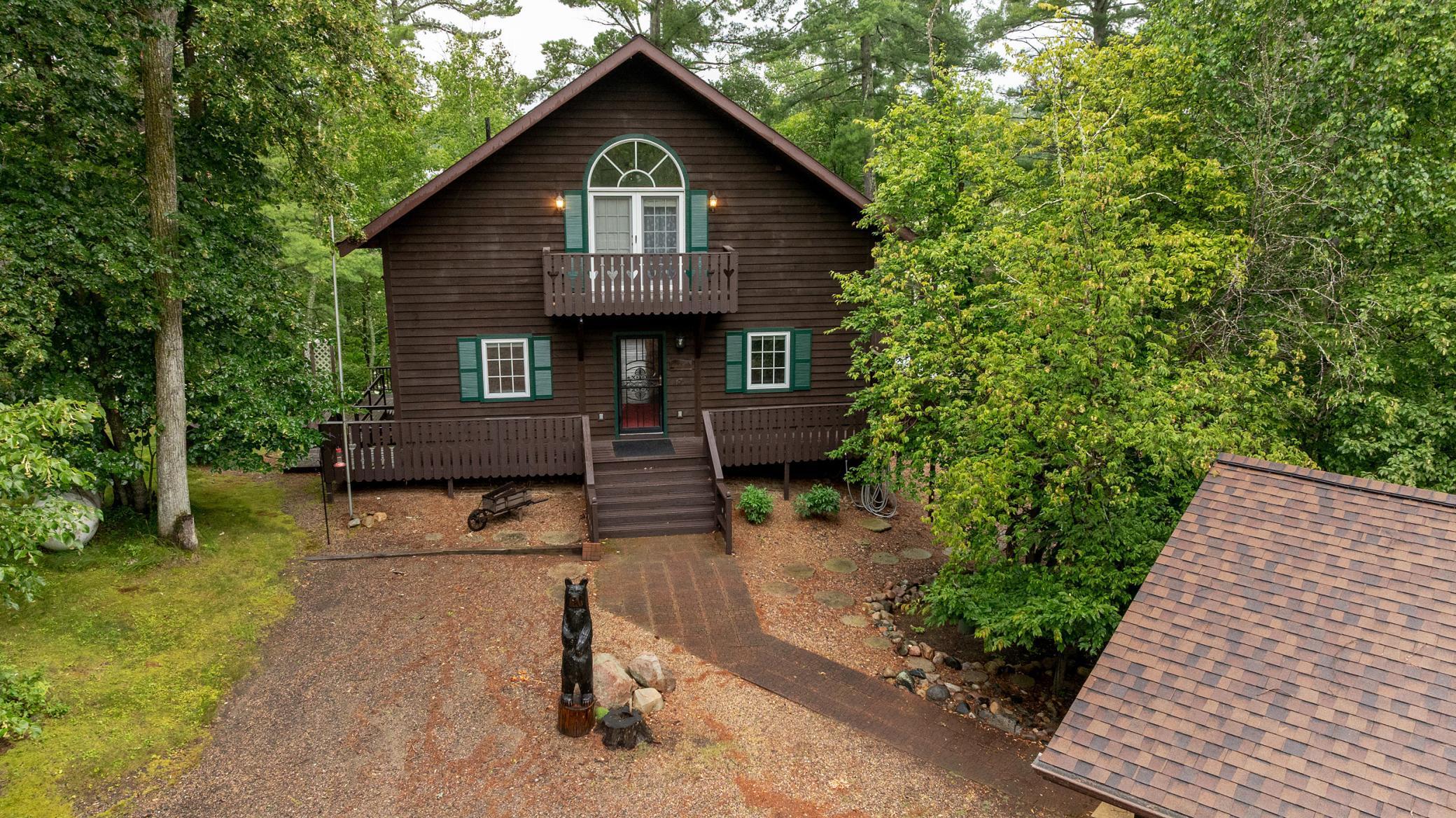 Lakehome 6759755